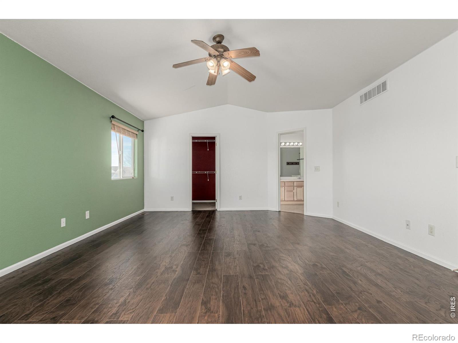 1504 Persian Avenue