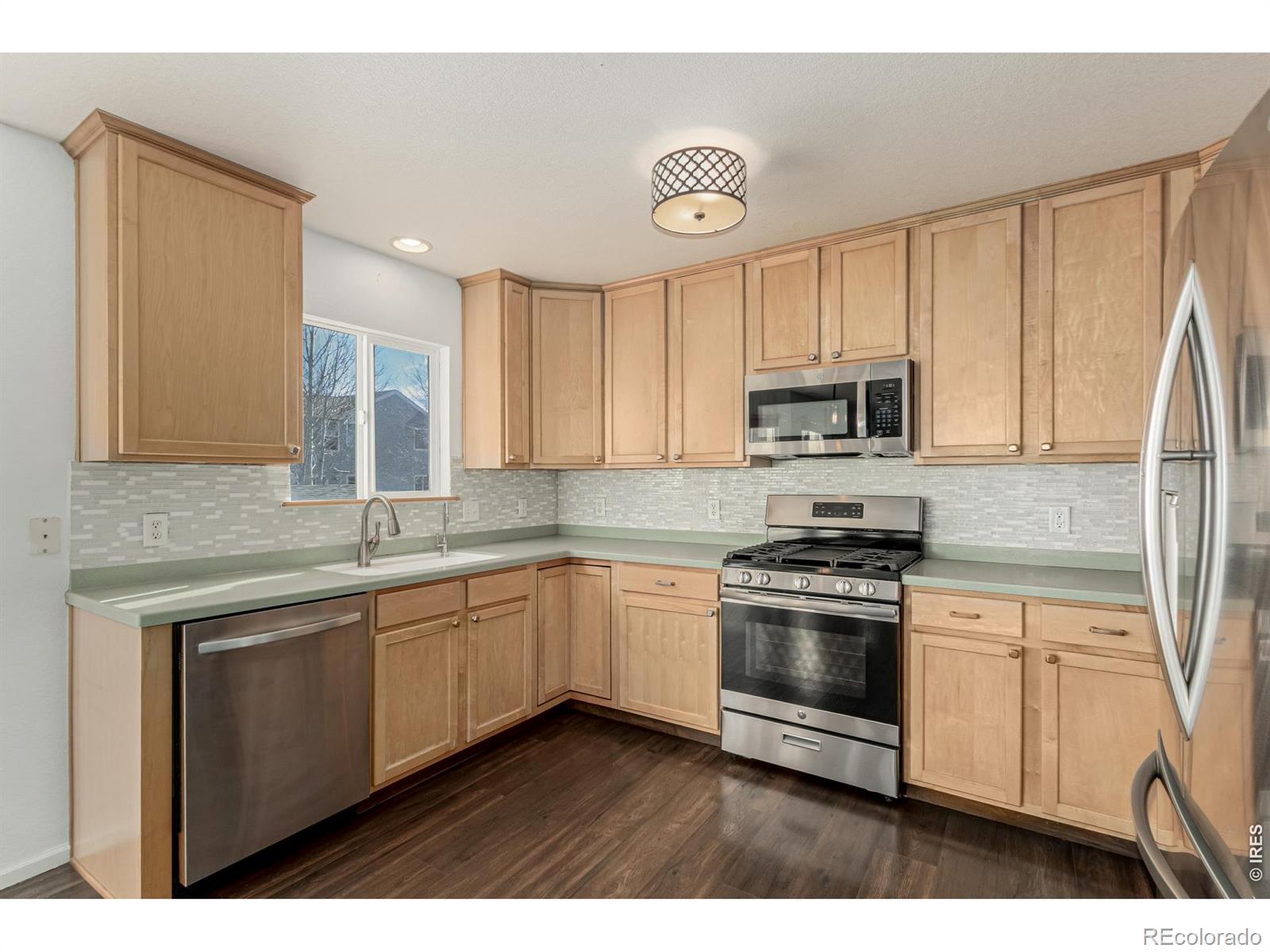 1504 Persian Avenue