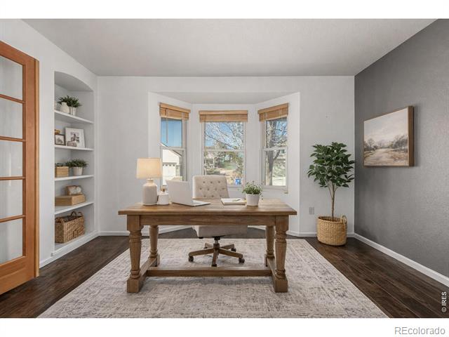 1504 Persian Avenue