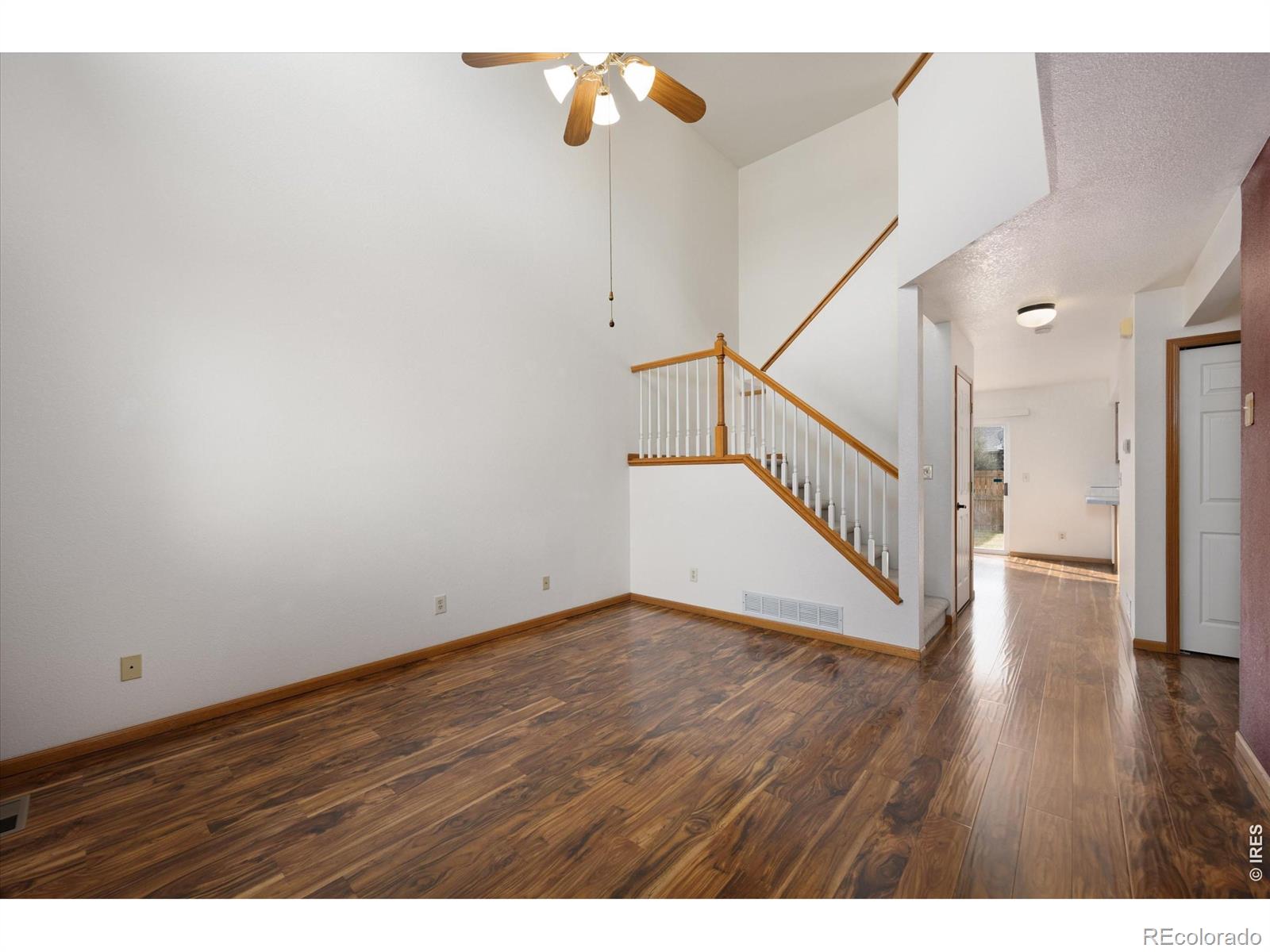 1464 Peacock Place