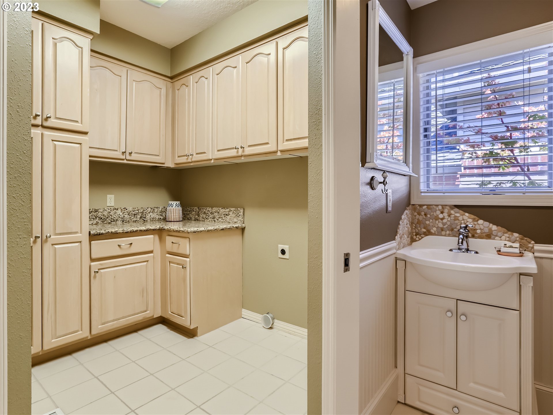 14150 NW BORDEAUX LN