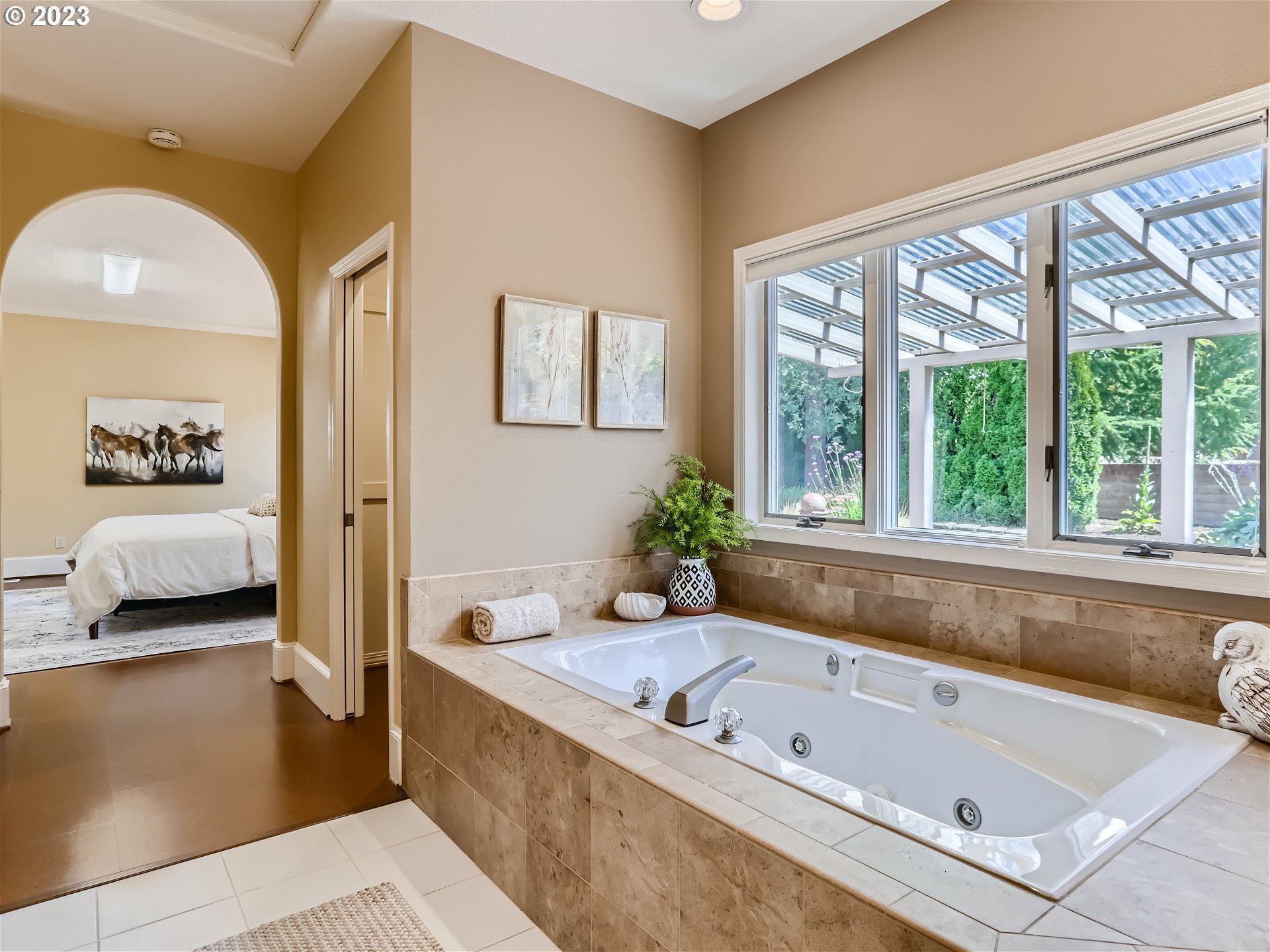 14150 NW BORDEAUX LN