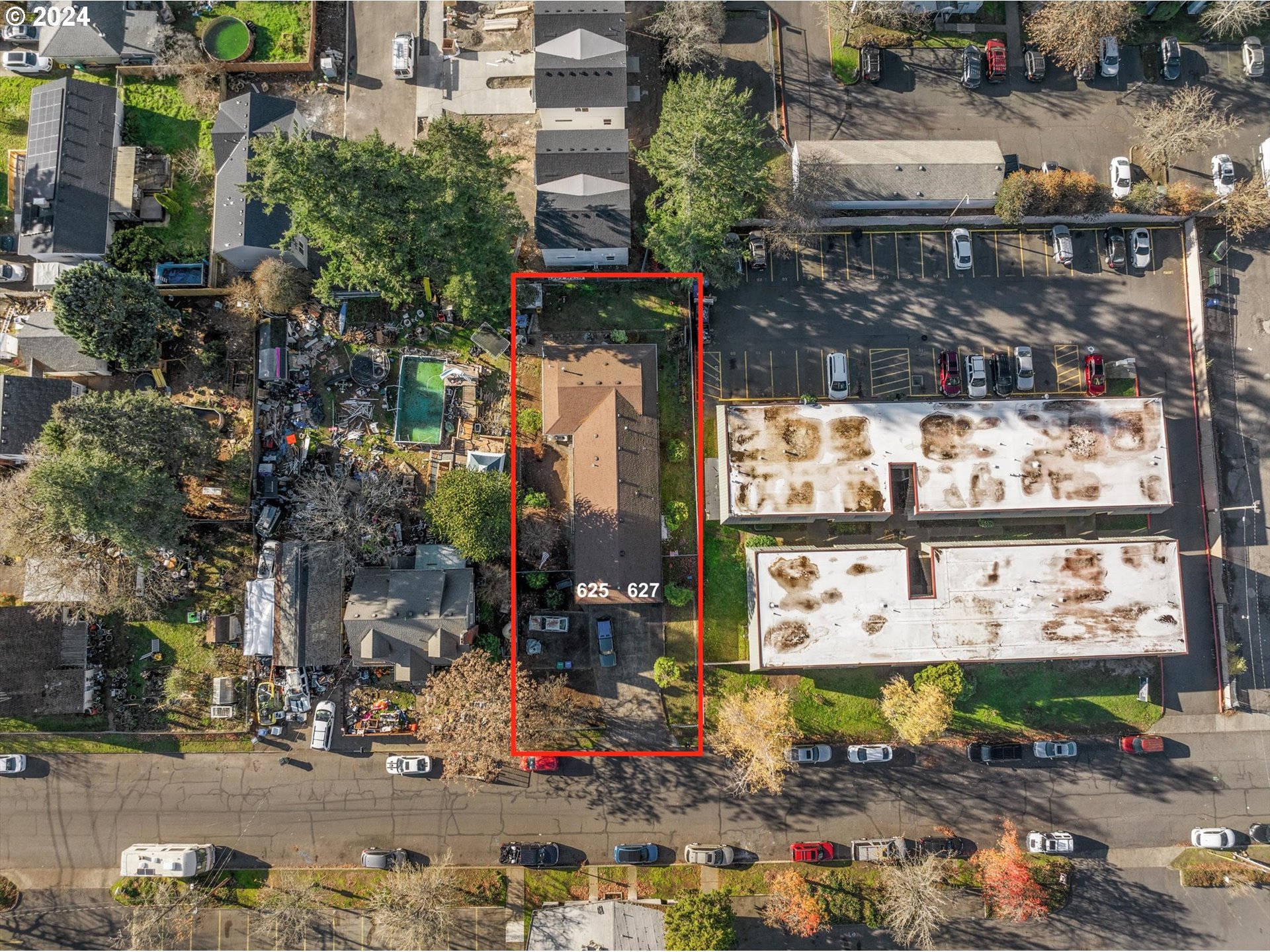 625 627 SE 160TH AVE