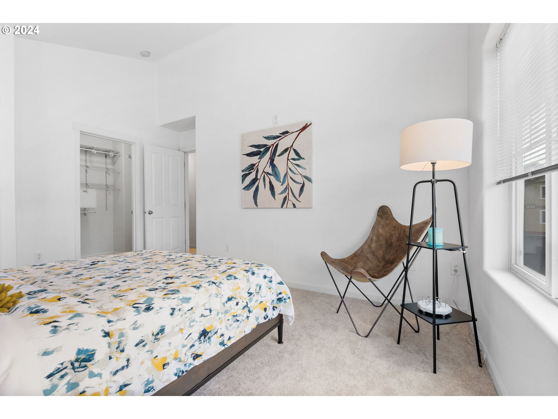 665 NW FALLING WATERS LN 101