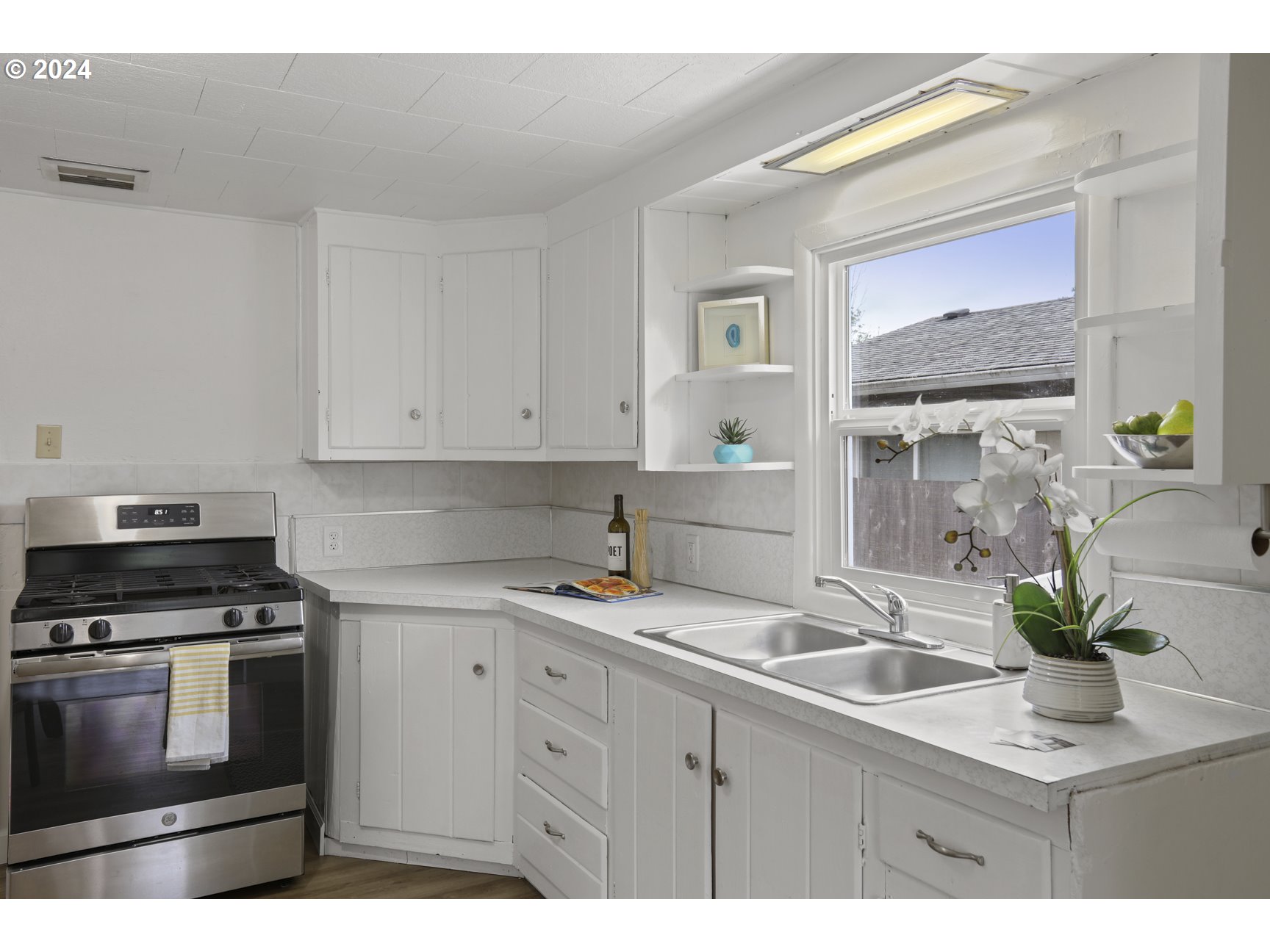 2696 COLUMBIA BLVD, St. Helens