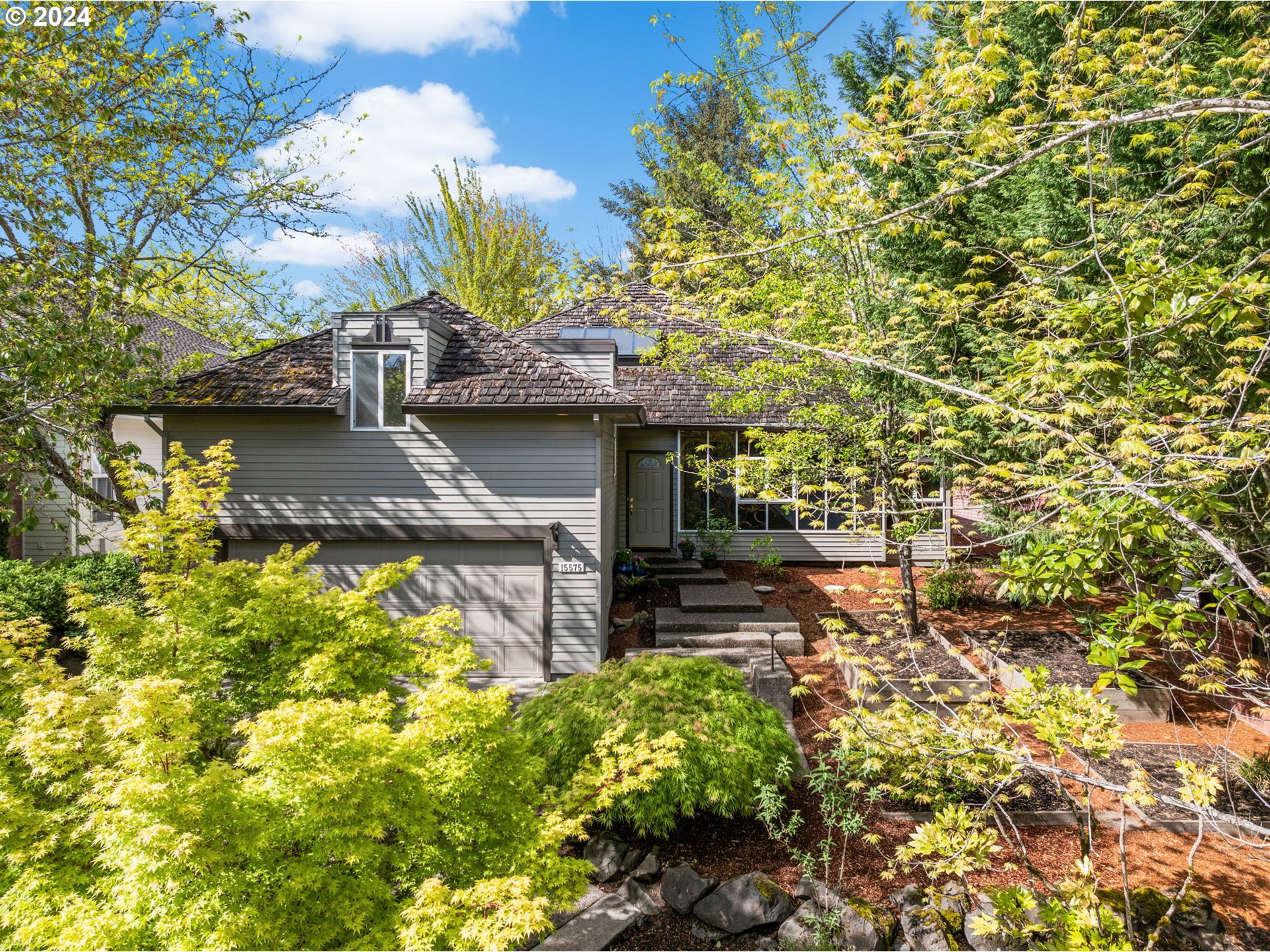 15575 NW SAINT ANDREWS DR