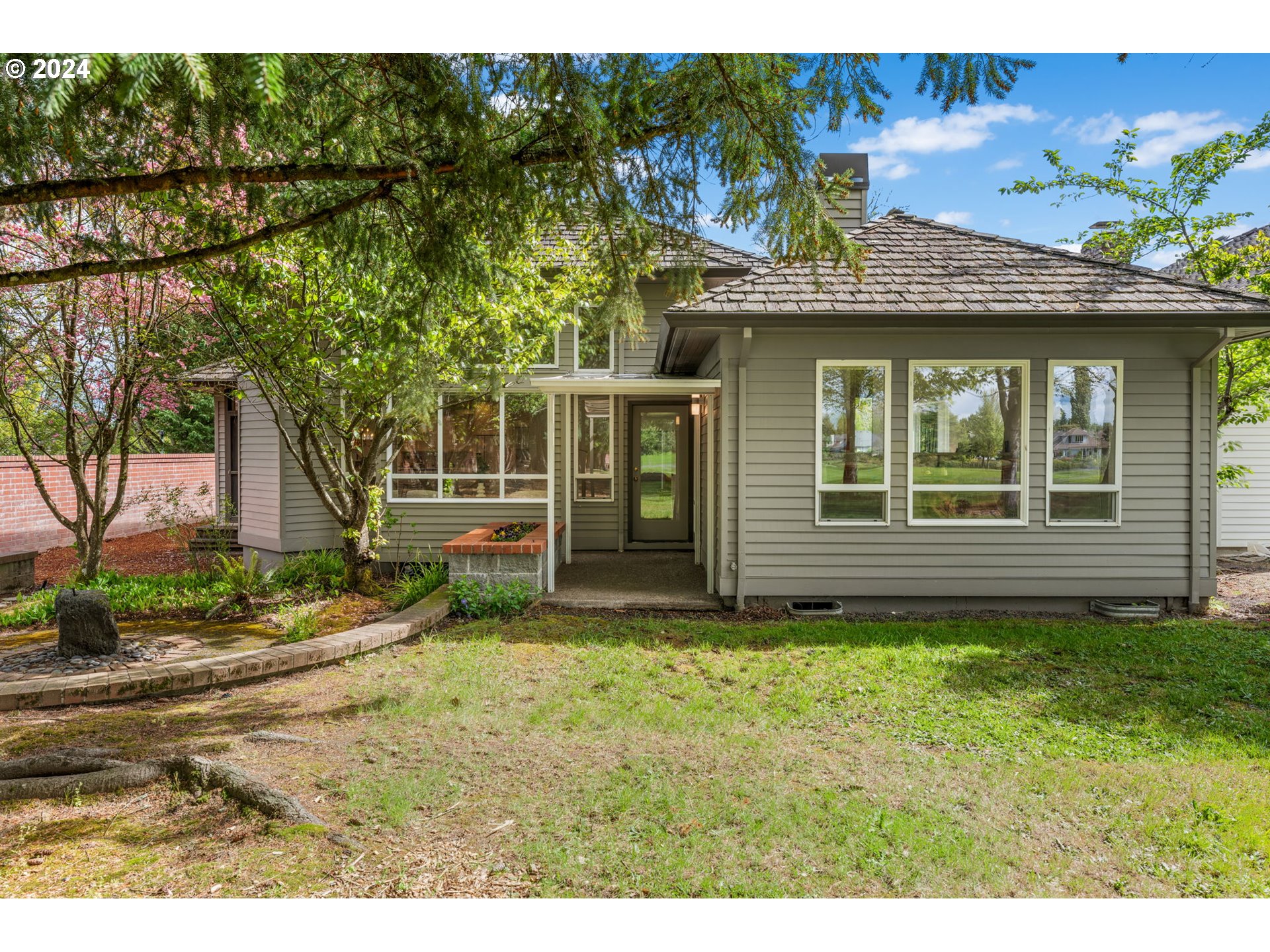 15575 NW SAINT ANDREWS DR