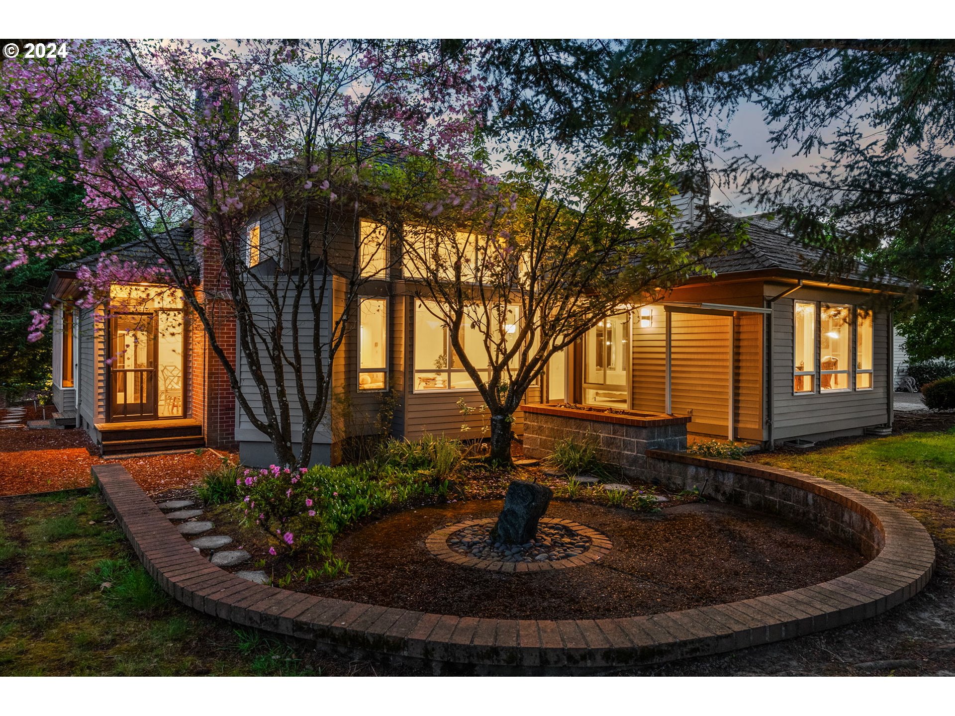 15575 NW SAINT ANDREWS DR