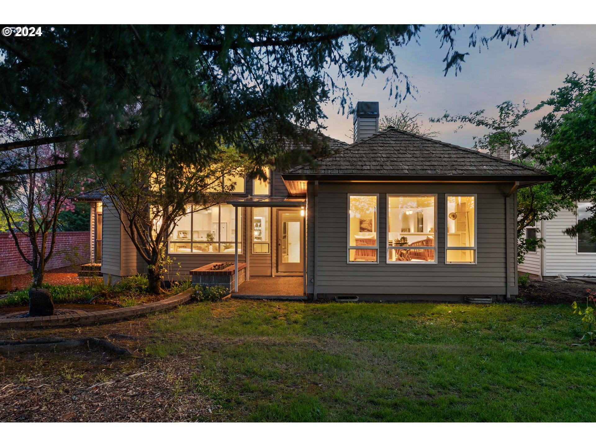 15575 NW SAINT ANDREWS DR