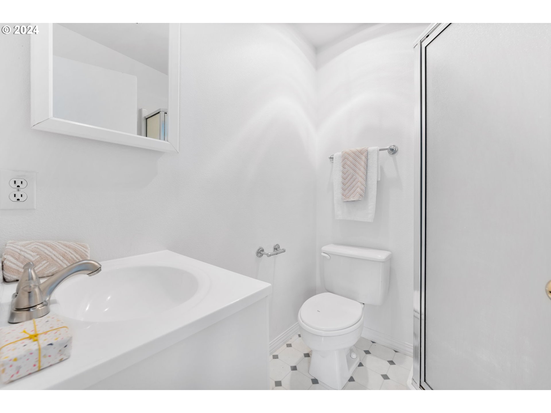 15575 NW SAINT ANDREWS DR