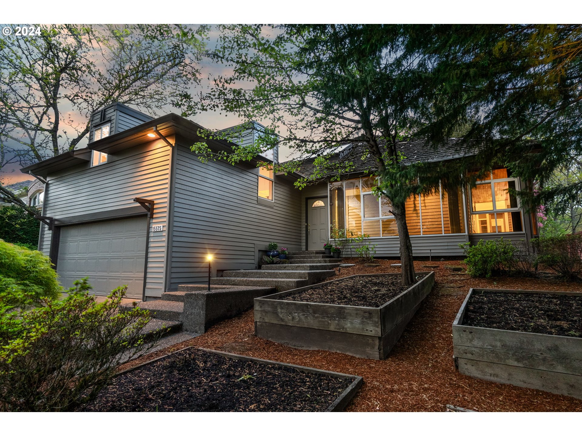 15575 NW SAINT ANDREWS DR