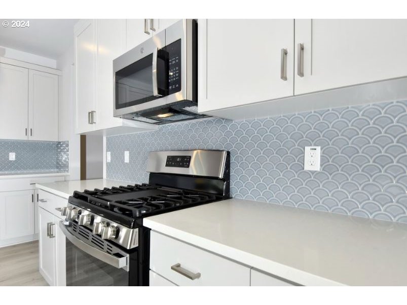 18995 SW TWIN PEAKS LN