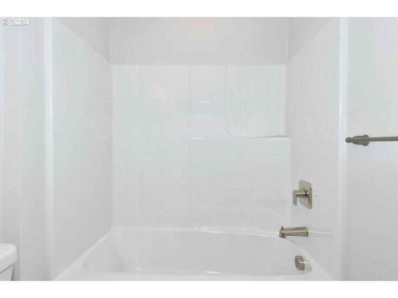 18995 SW TWIN PEAKS LN