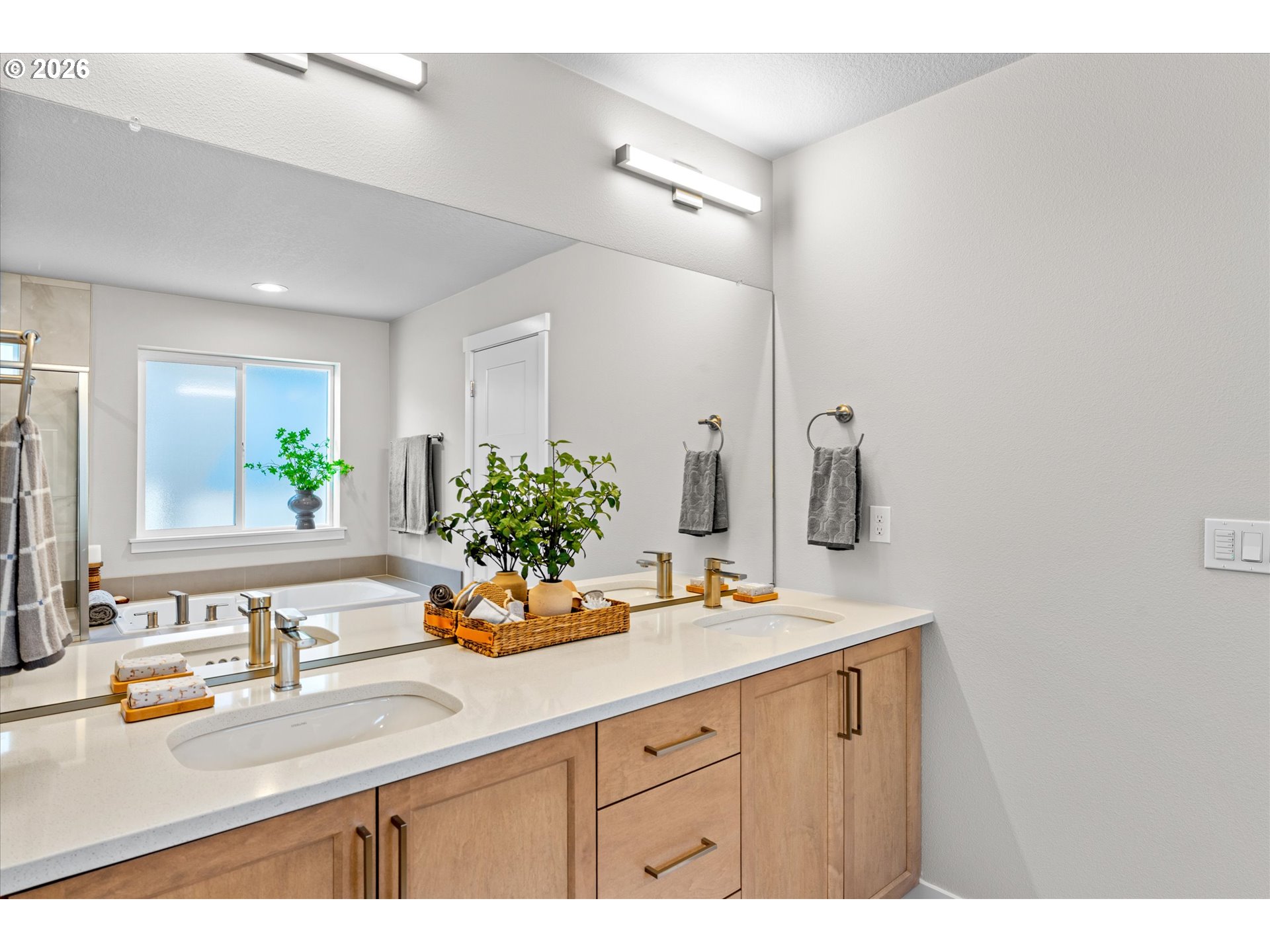 12923 NW RAMONA LN
