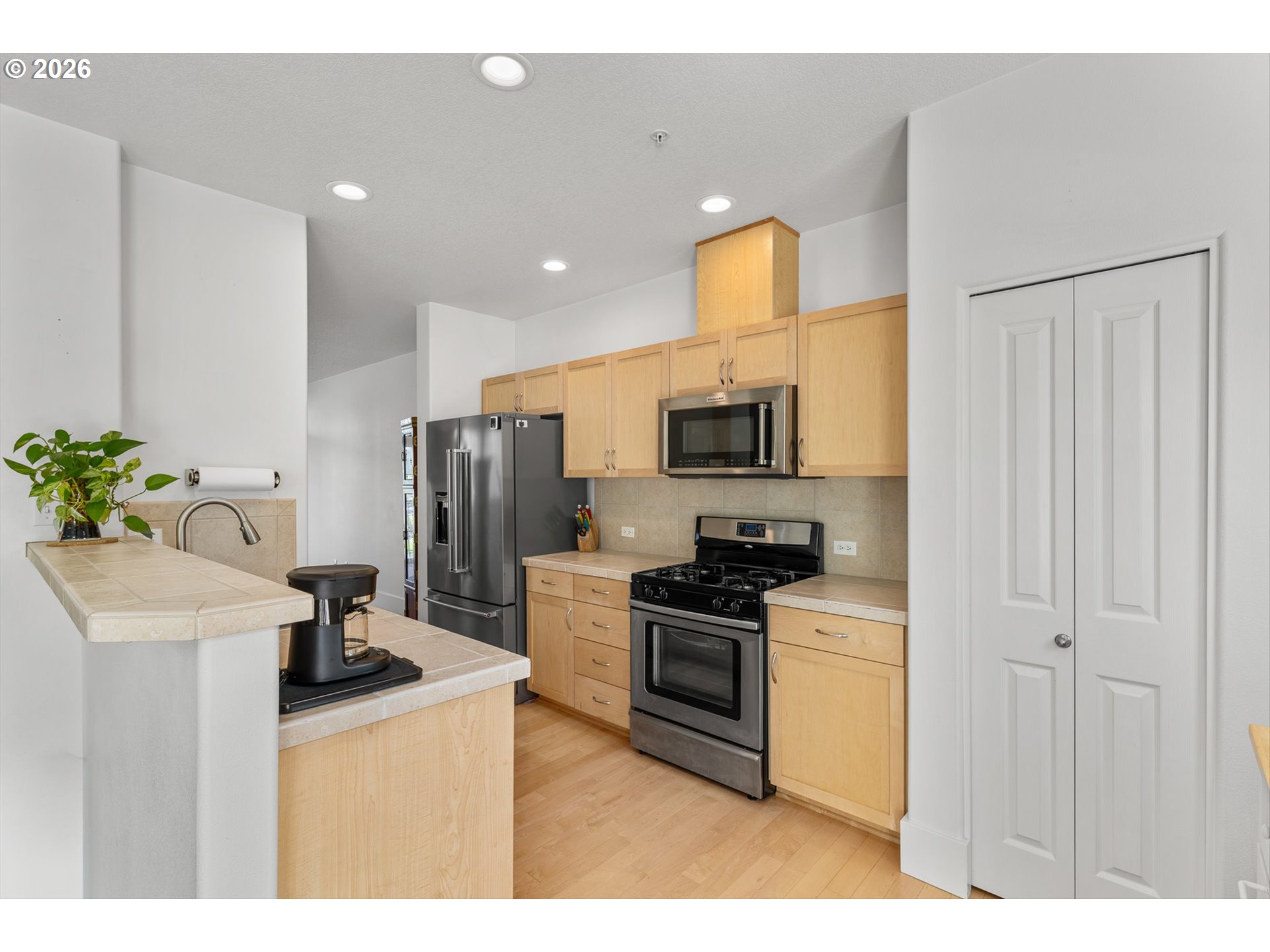 818 NW 118TH AVE 105