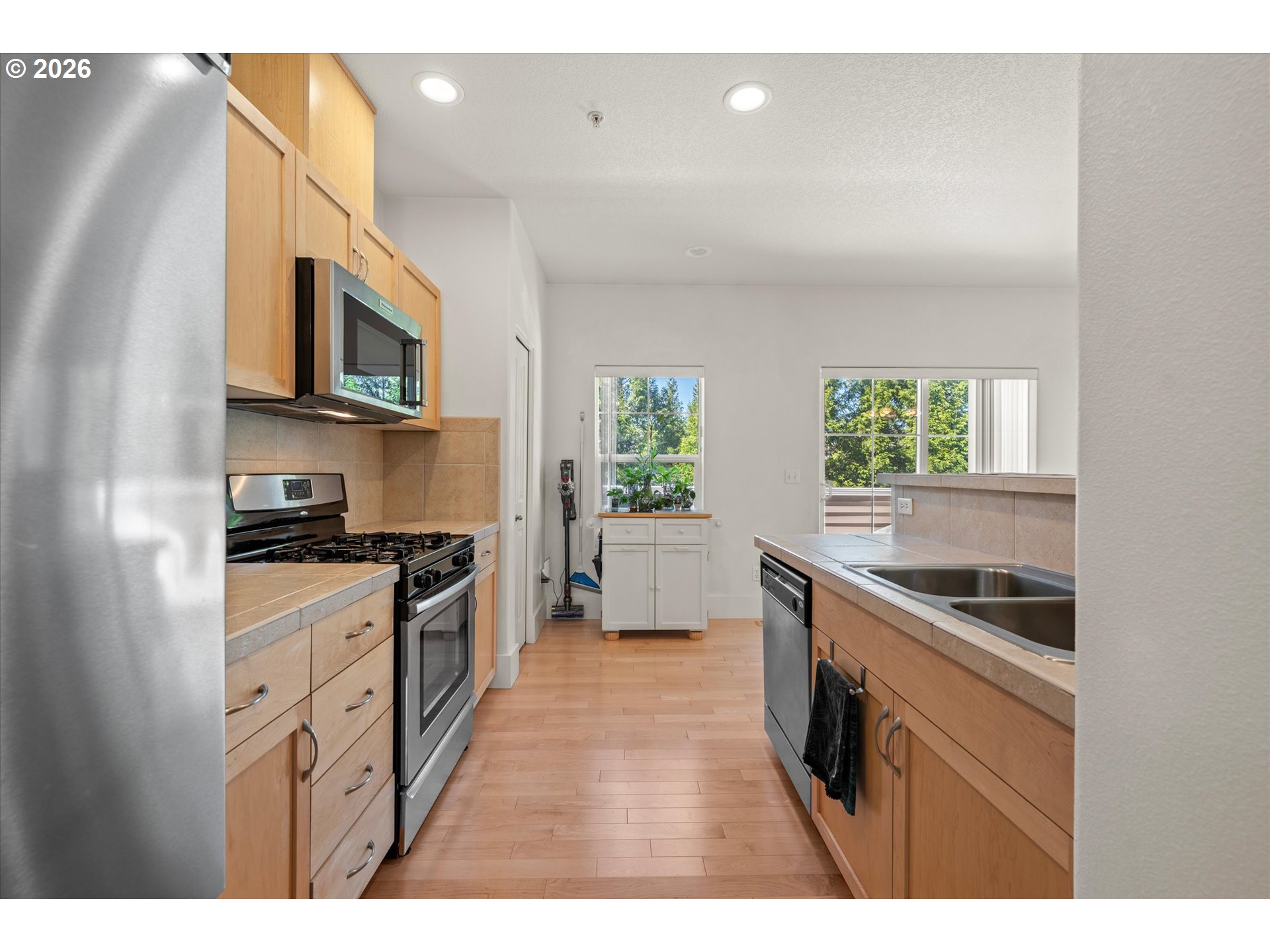 818 NW 118TH AVE 105