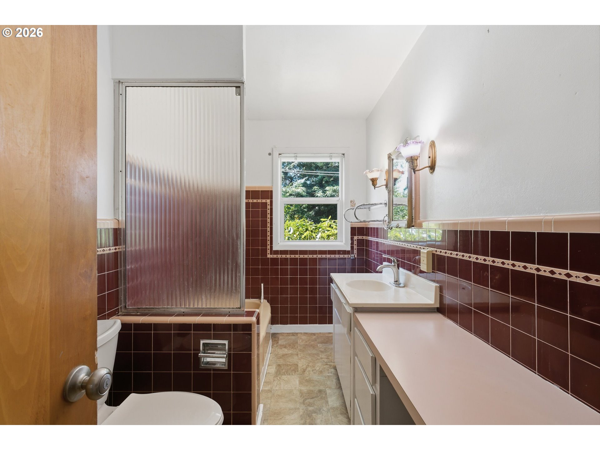 245 SW Linn PL