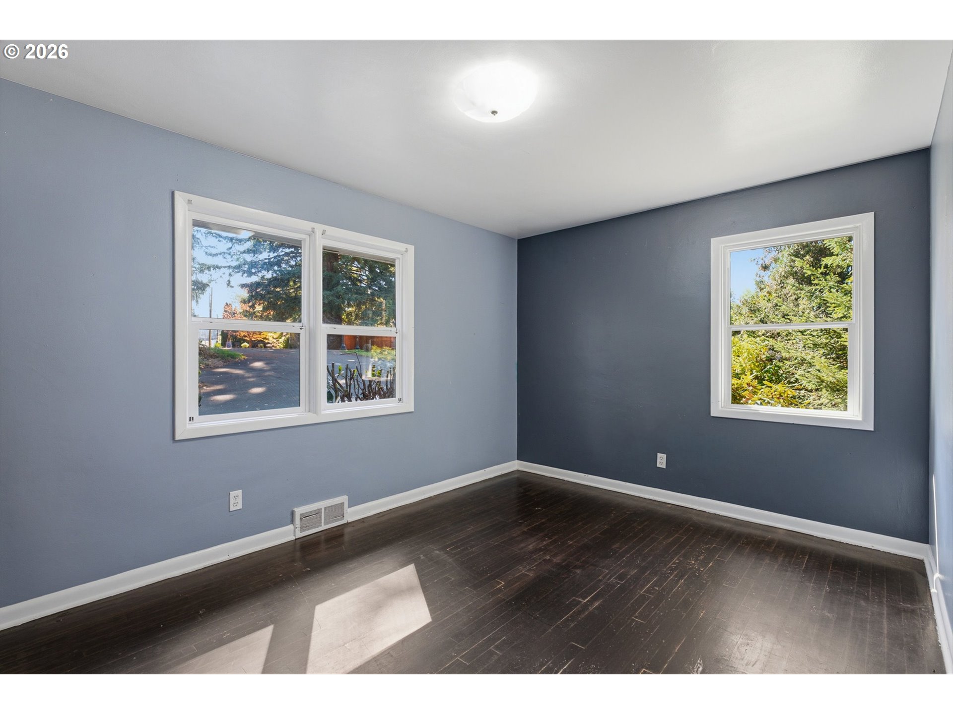 245 SW Linn PL
