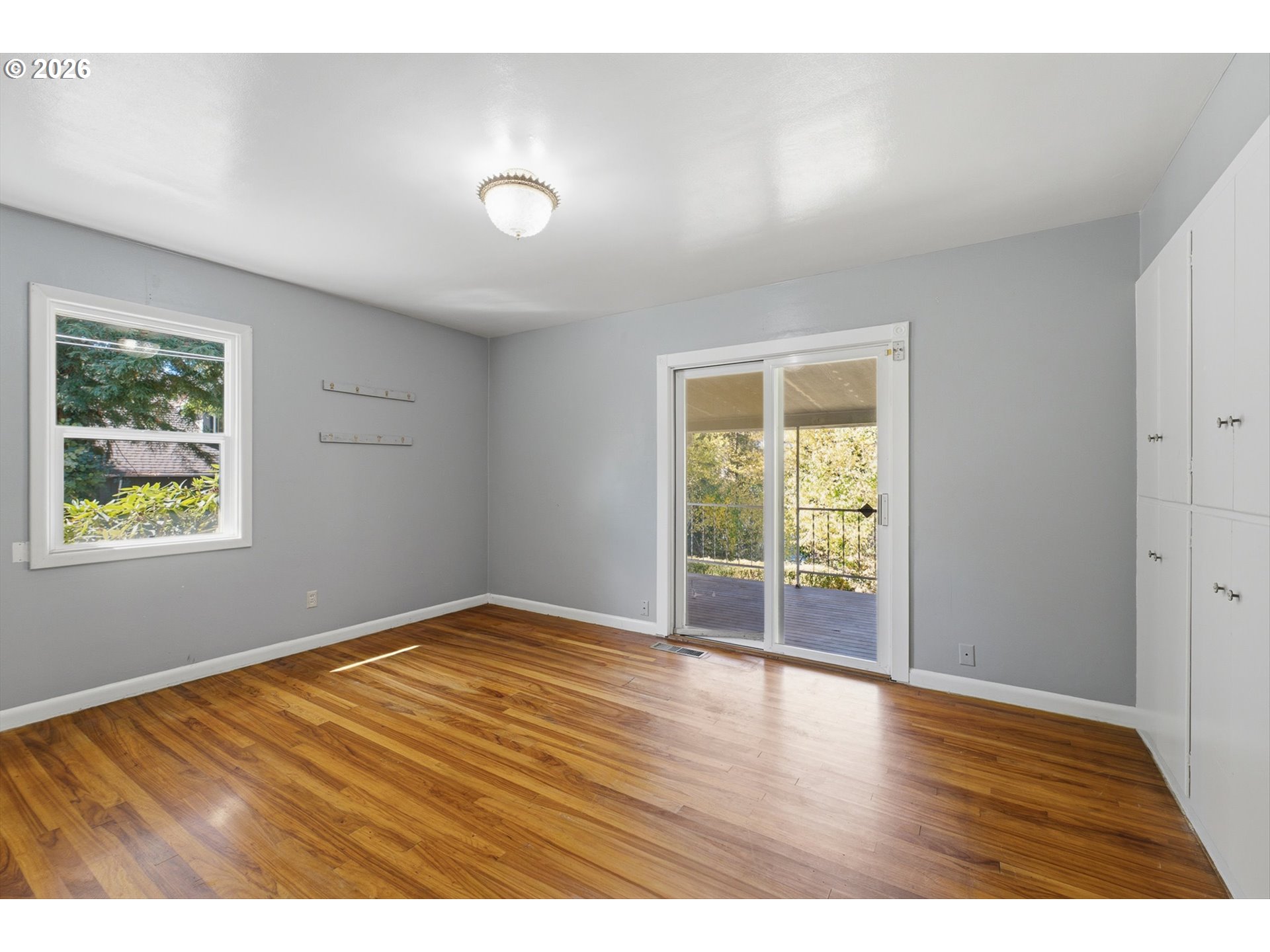 245 SW Linn PL