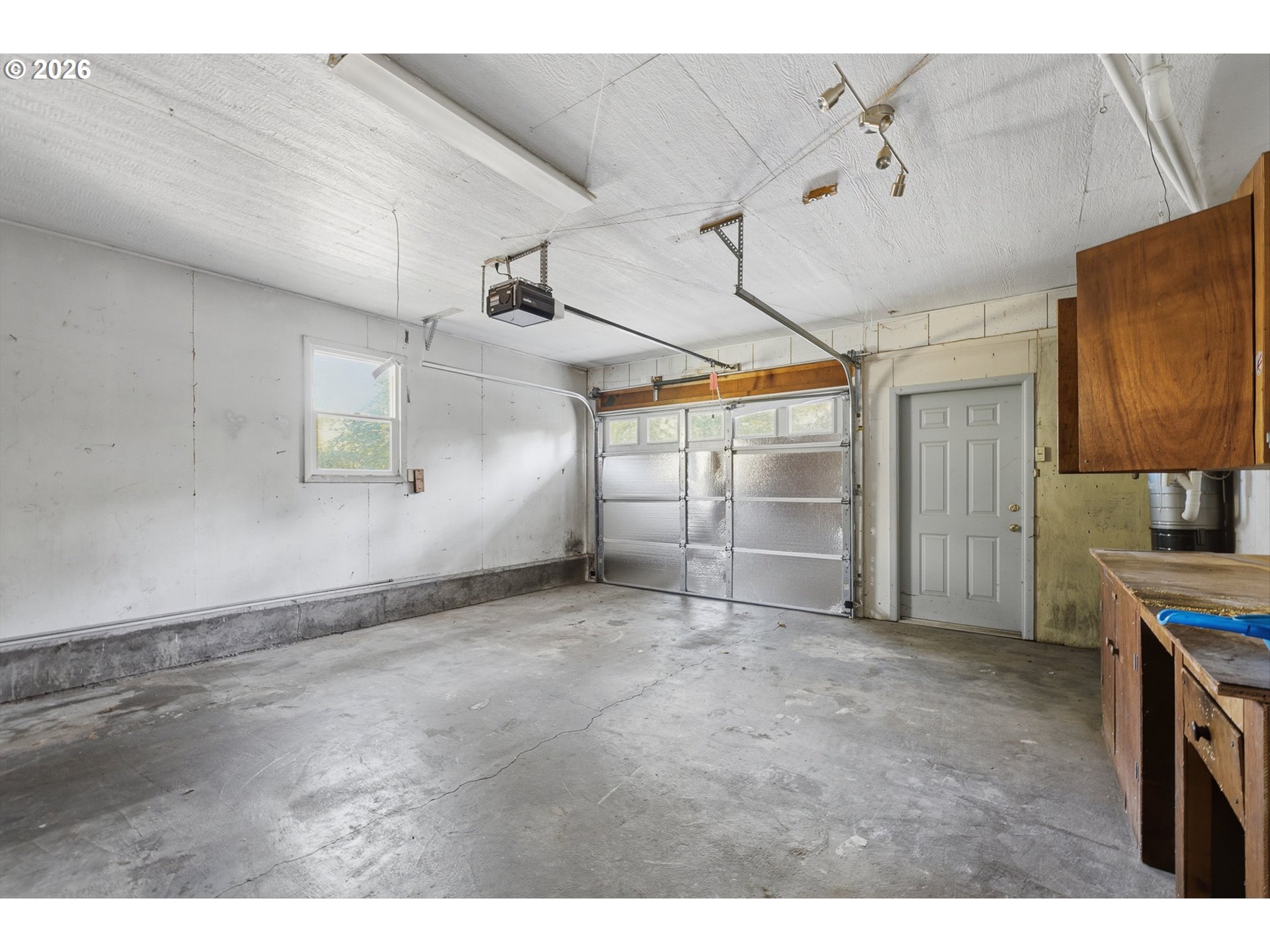 245 SW Linn PL