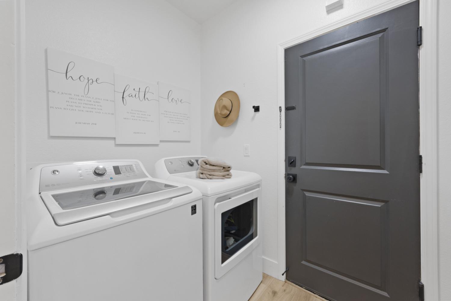 1151 Paddington Circle
