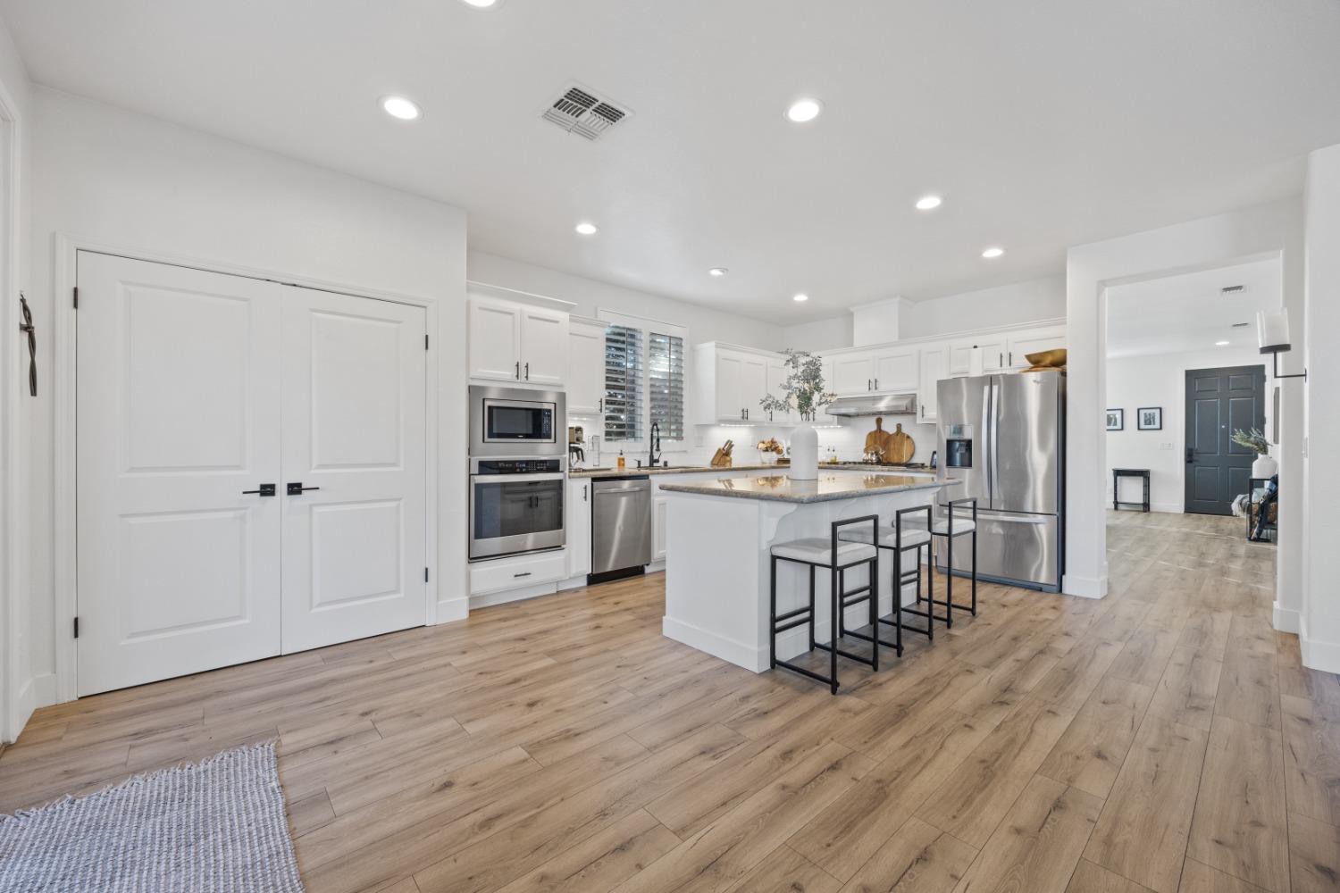 1151 Paddington Circle