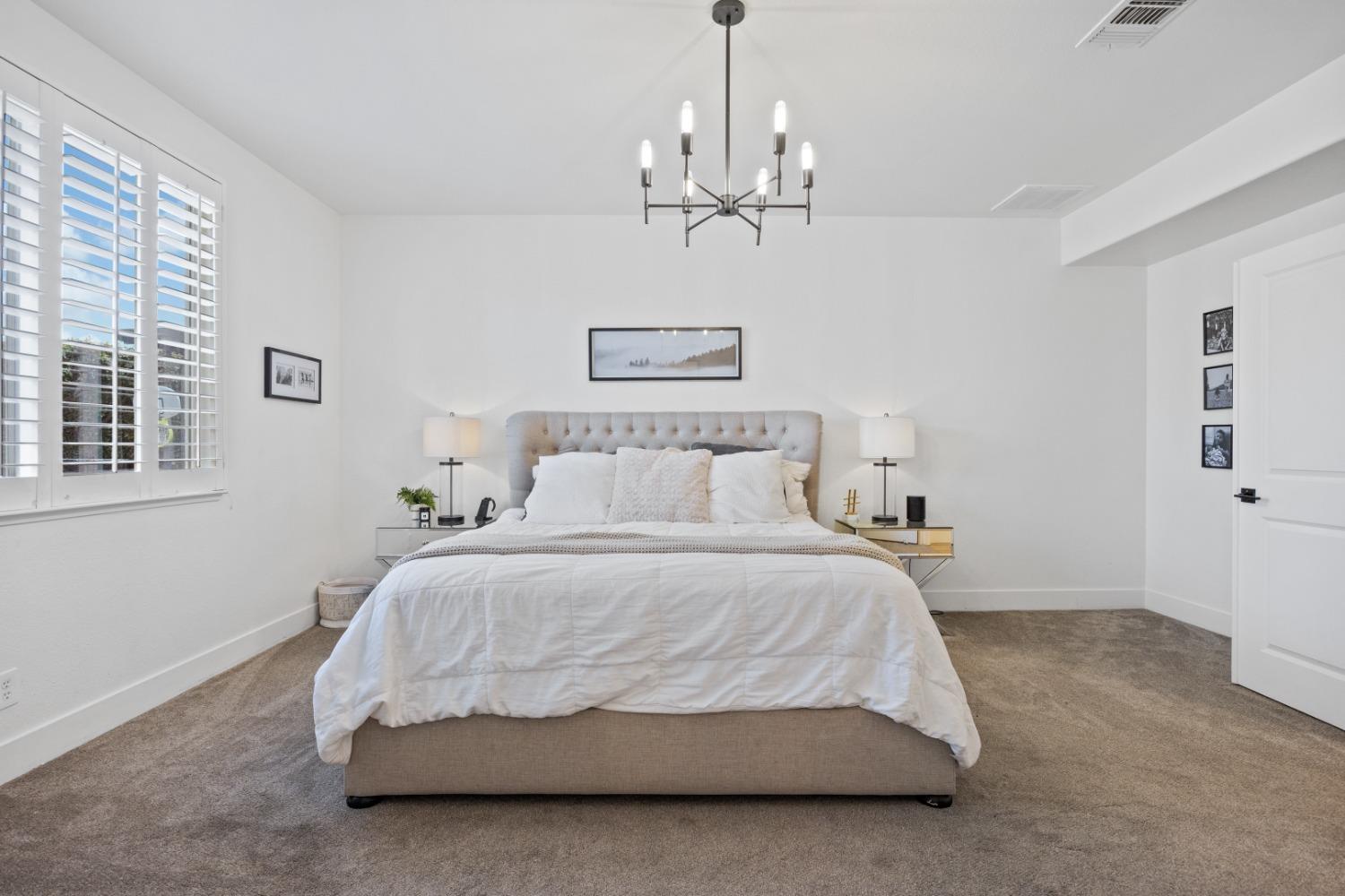 1151 Paddington Circle