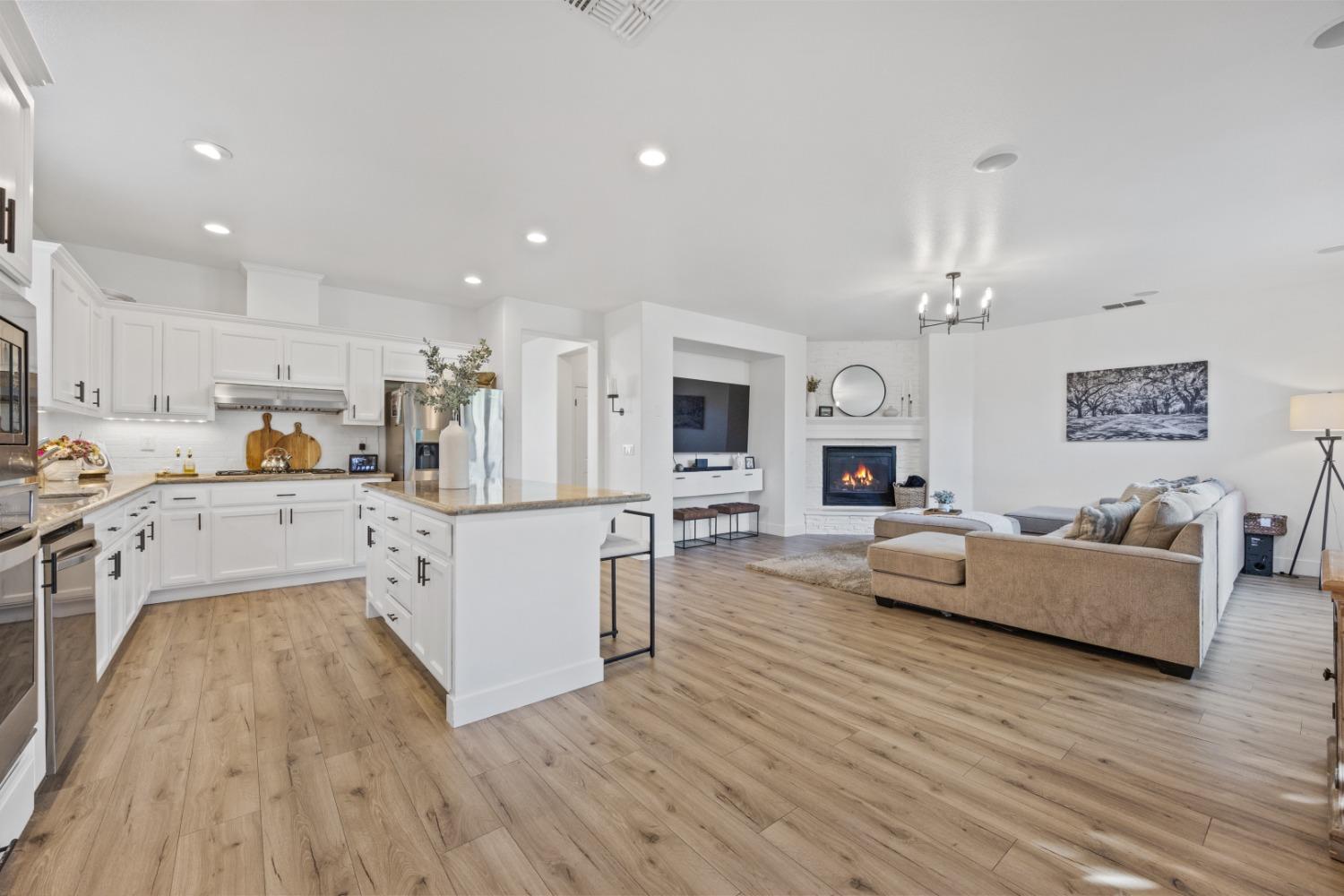 1151 Paddington Circle