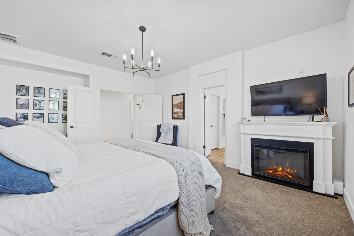 1151 Paddington Circle