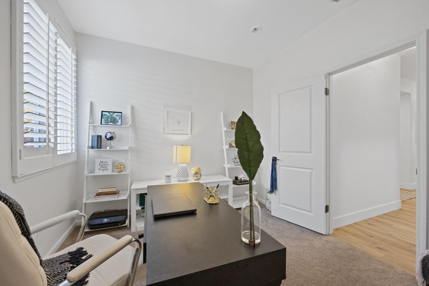 1151 Paddington Circle