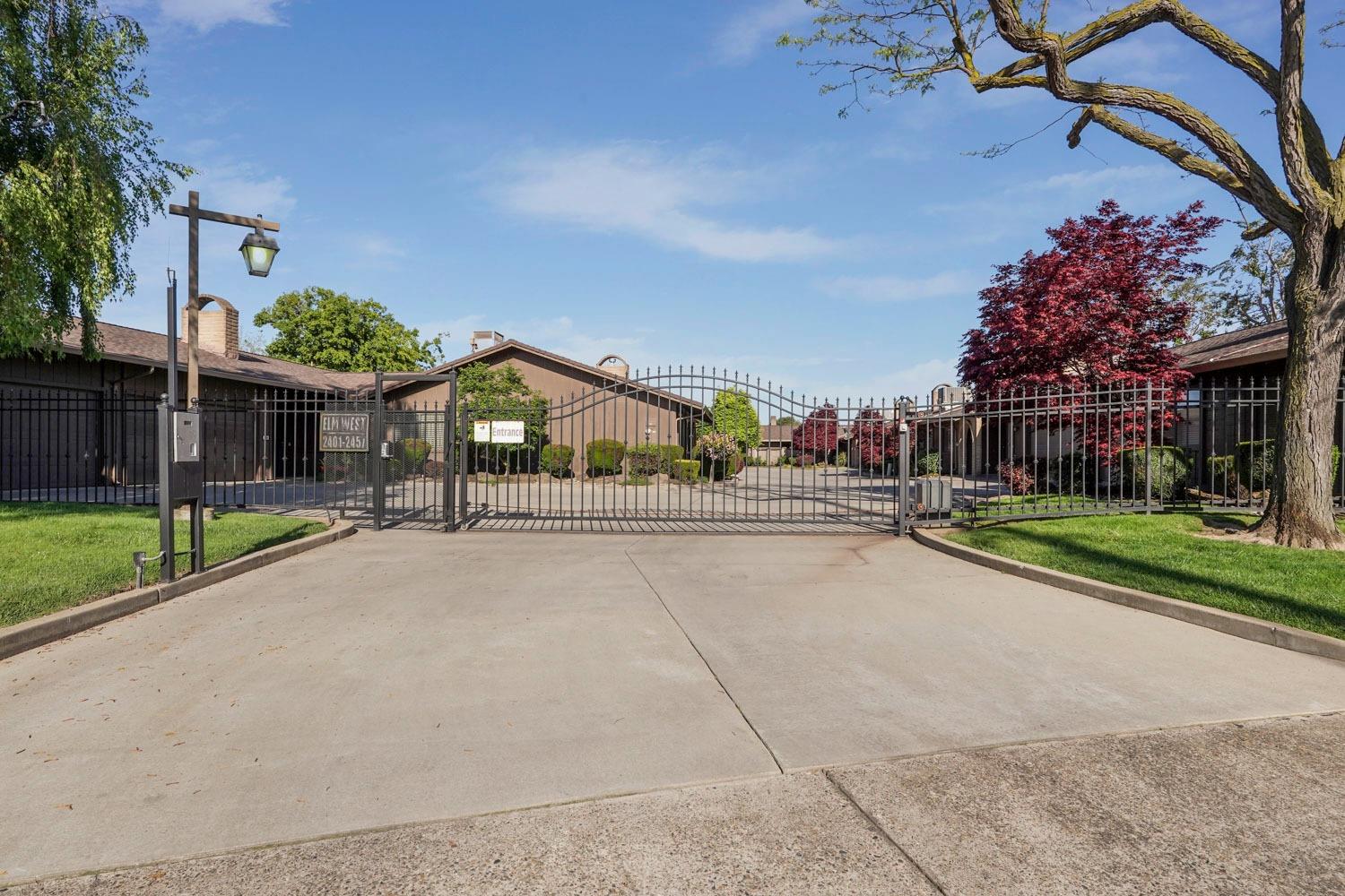 2457 W Elm Street
