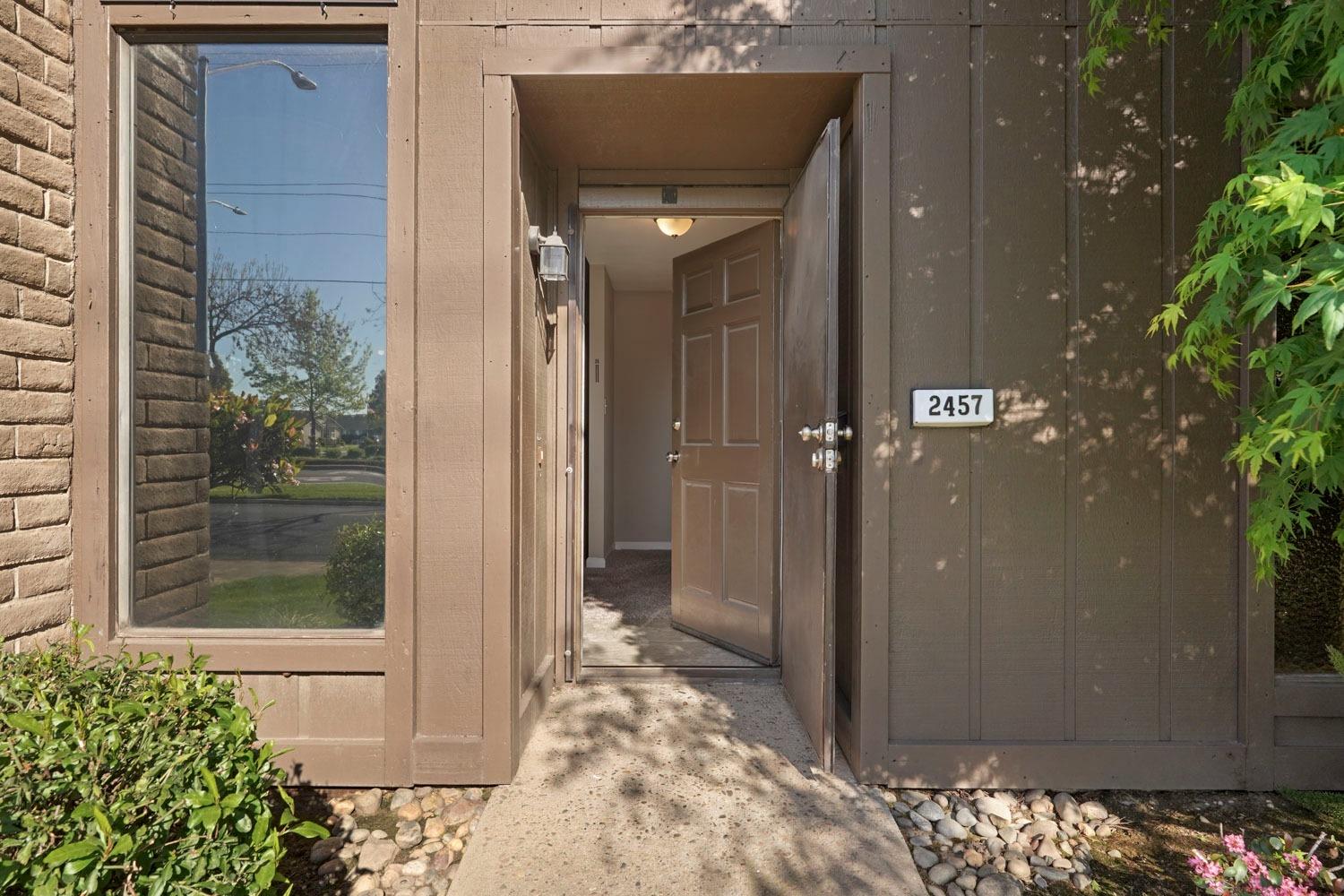 2457 W Elm Street