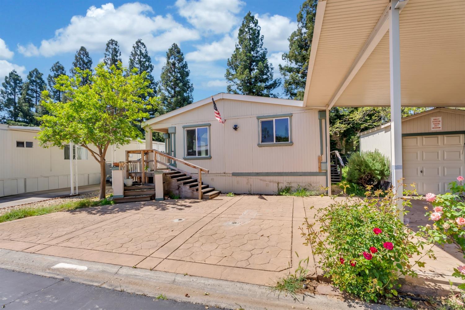 31 Shrine Way