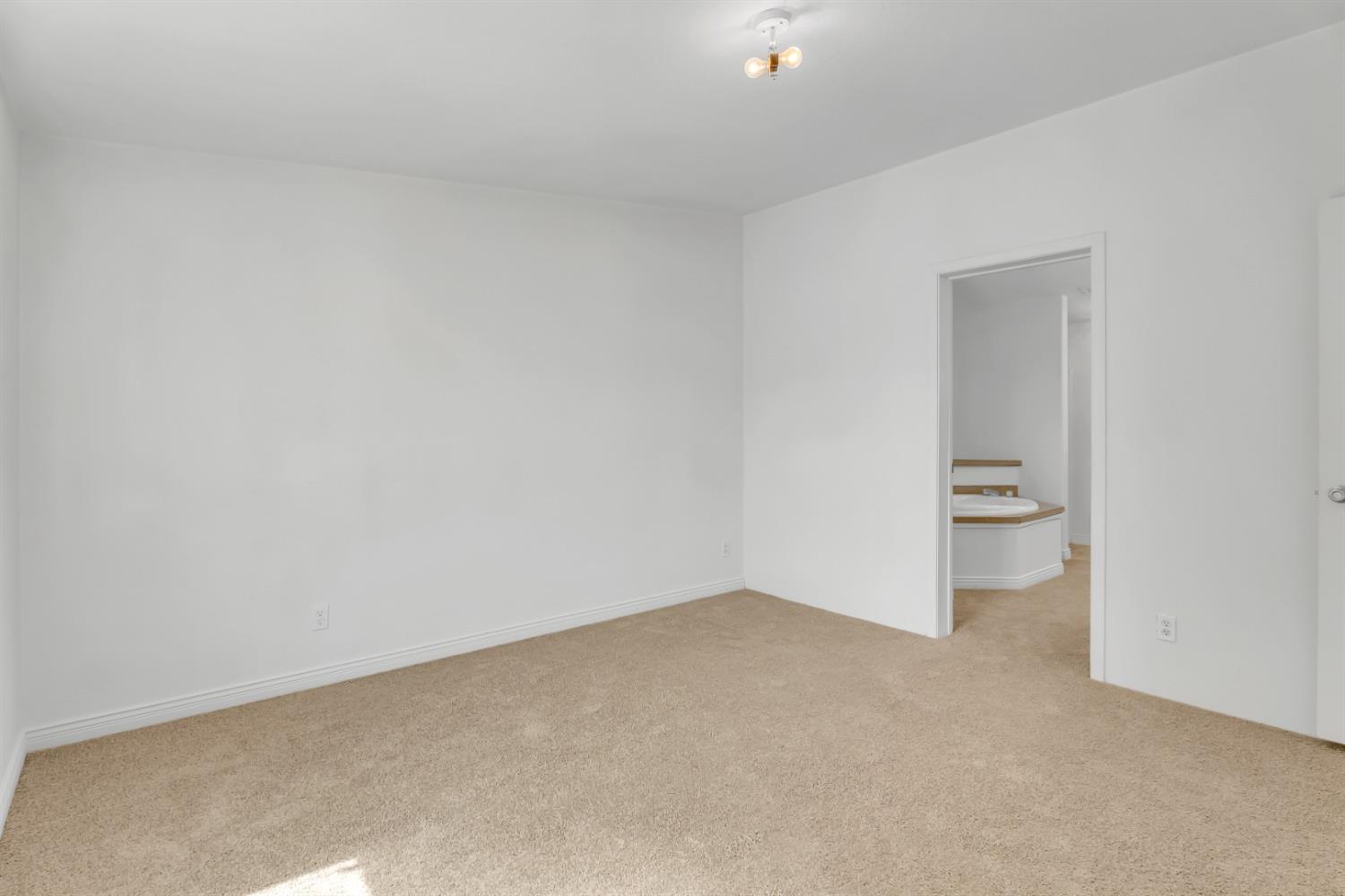 31 Shrine Way