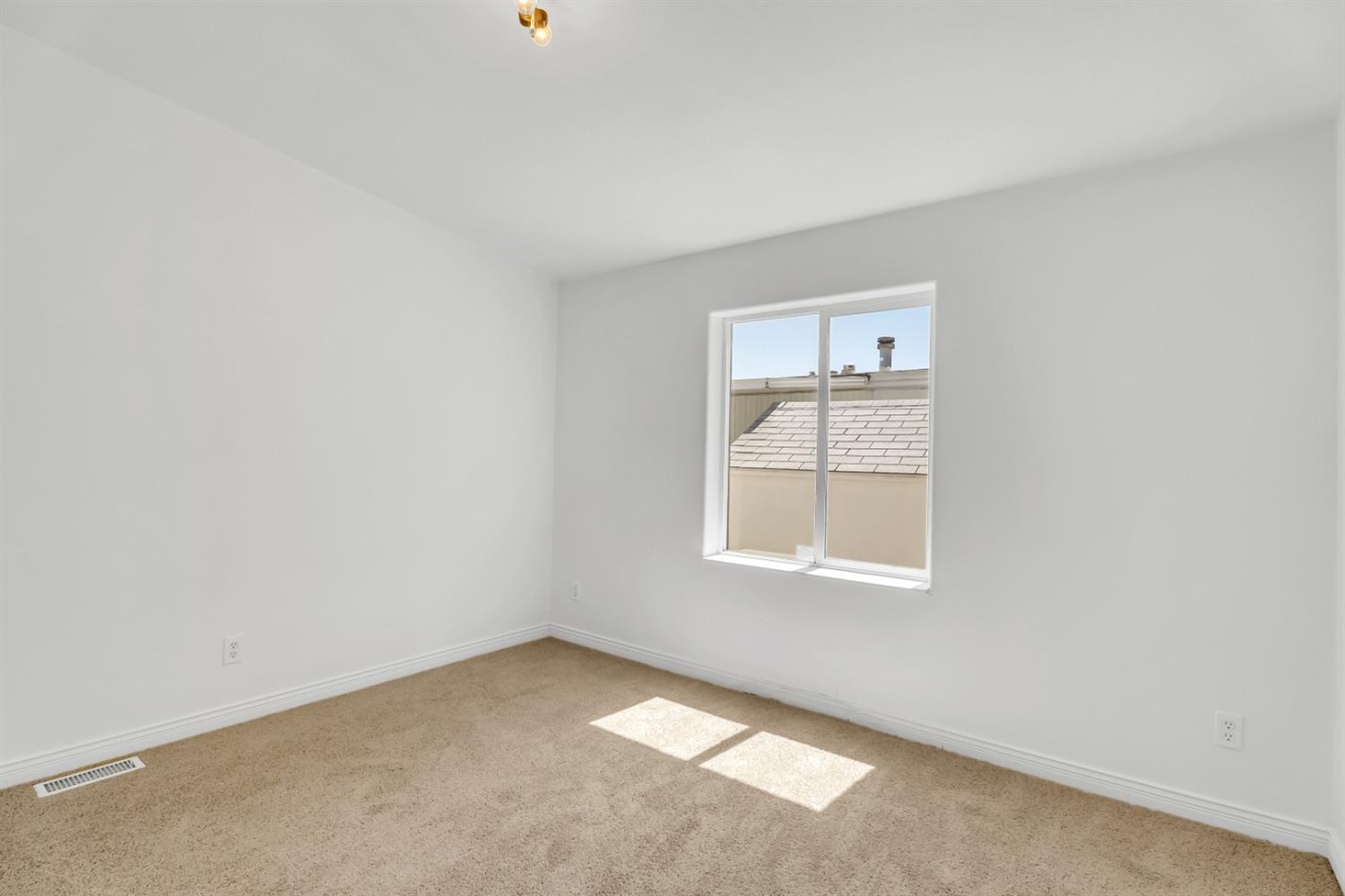 31 Shrine Way