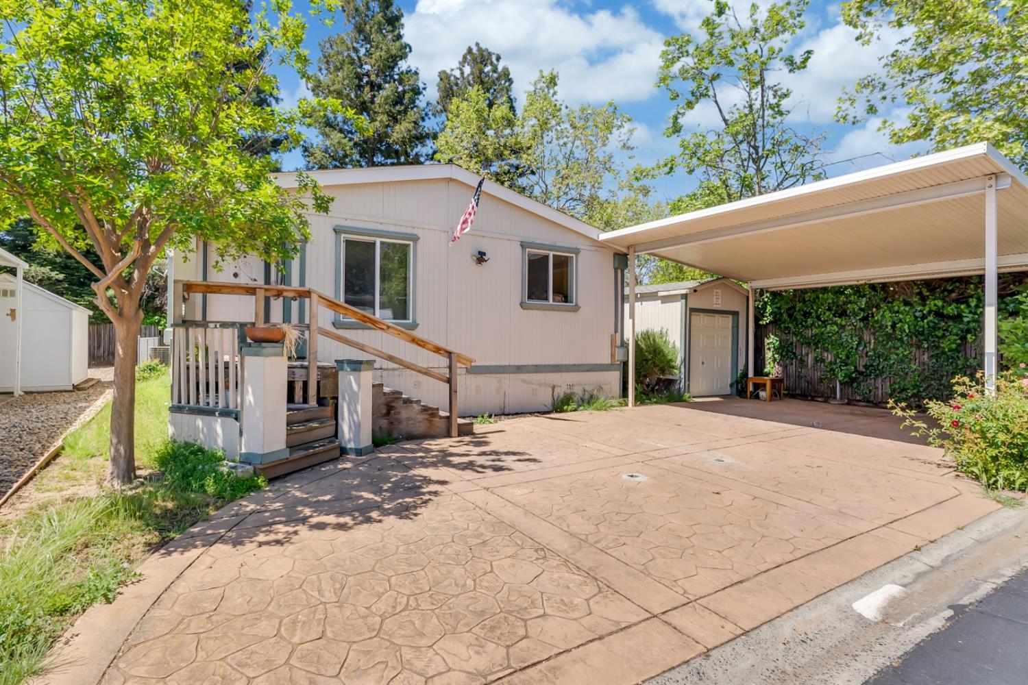 31 Shrine Way