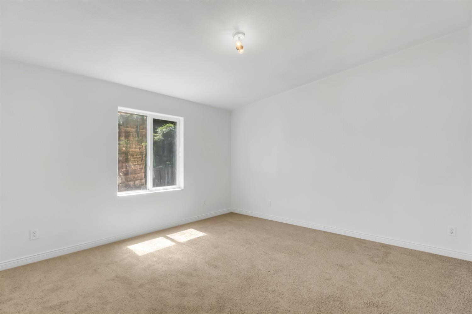 31 Shrine Way