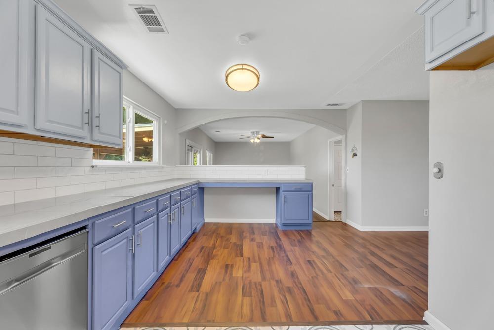 576 Thomsen Road