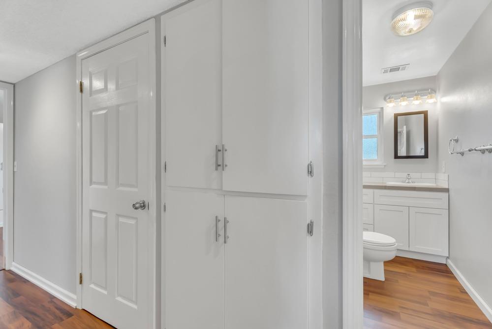 576 Thomsen Road