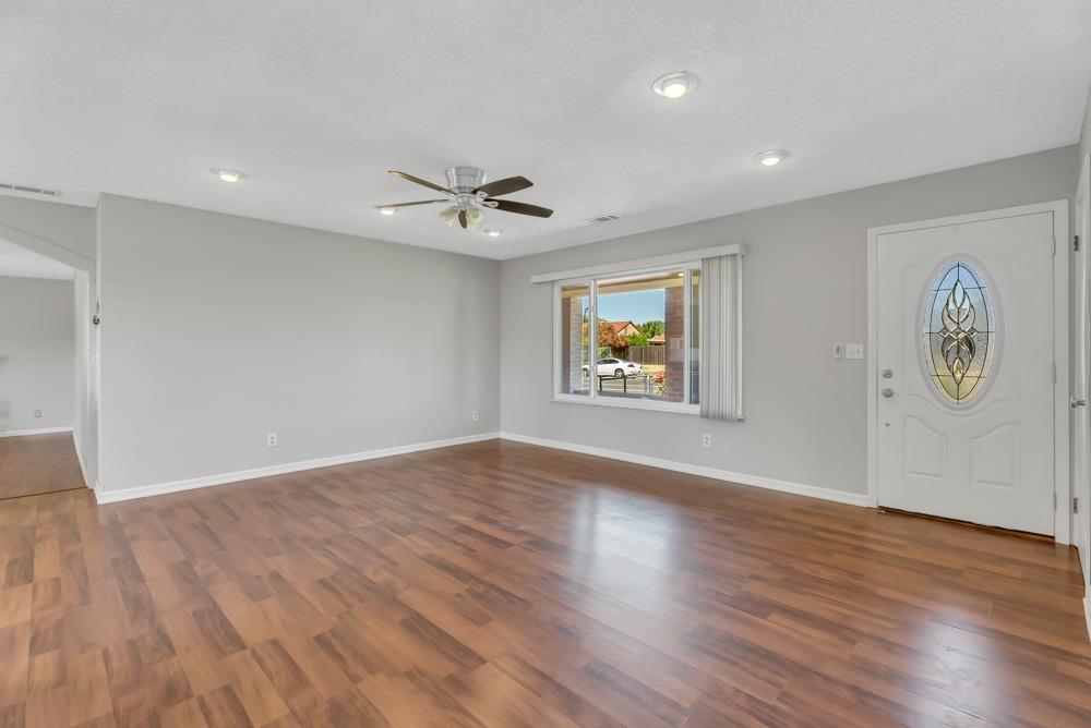 576 Thomsen Road