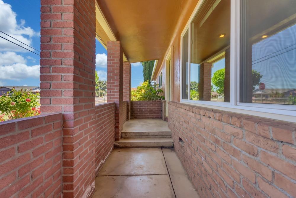 576 Thomsen Road