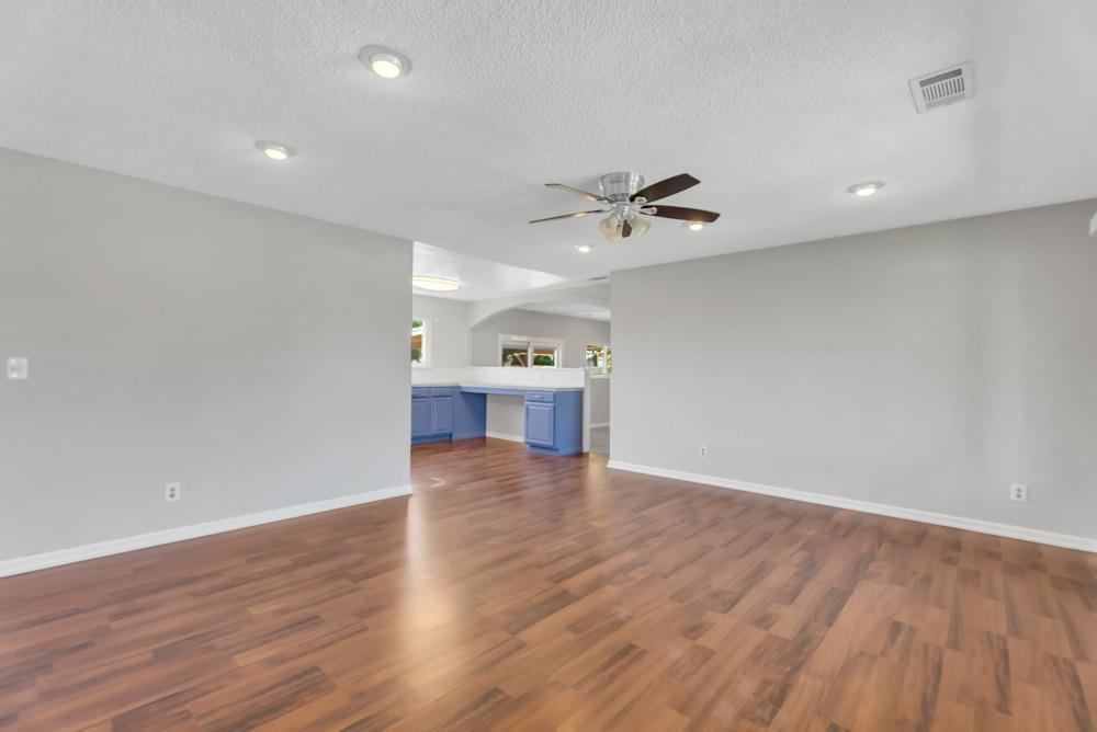 576 Thomsen Road