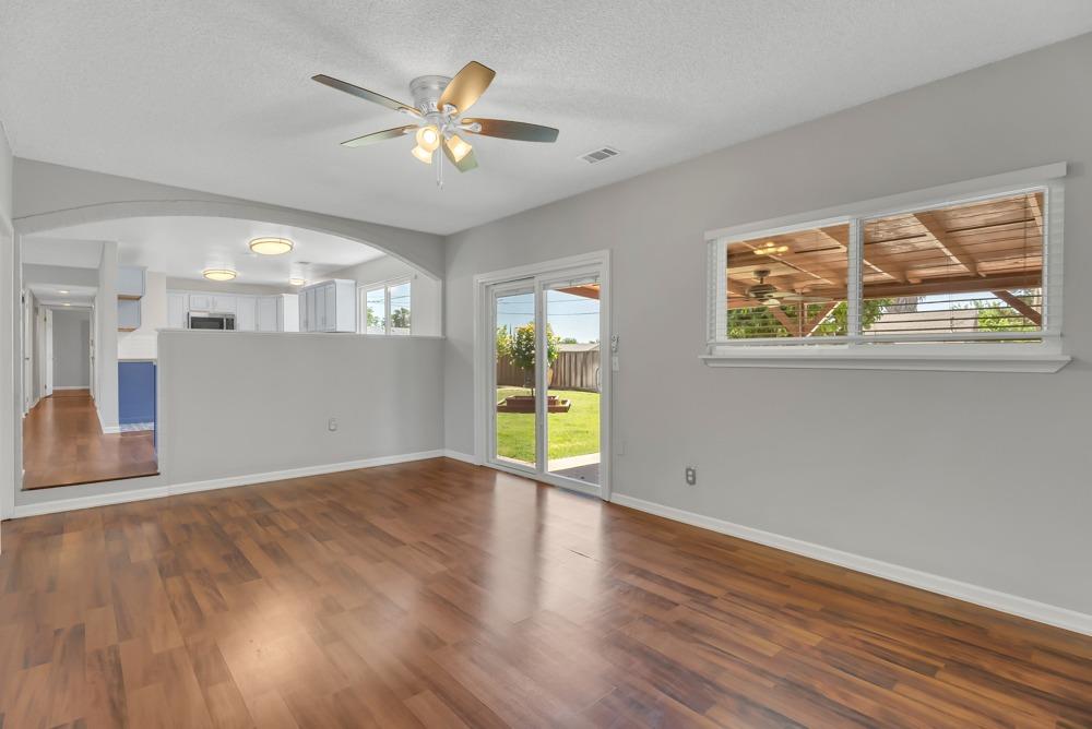 576 Thomsen Road