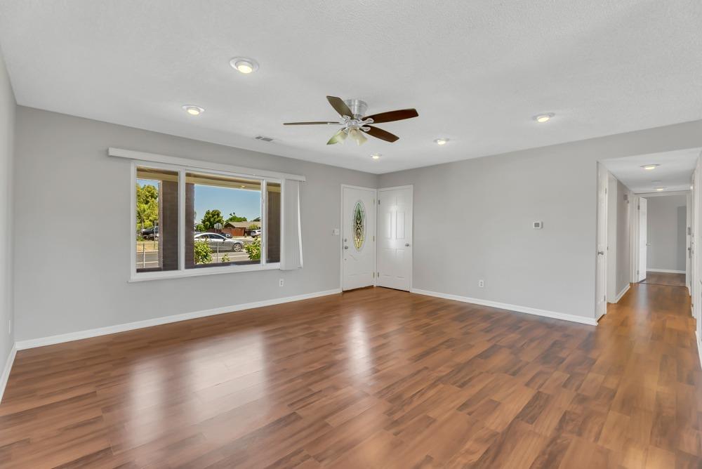 576 Thomsen Road