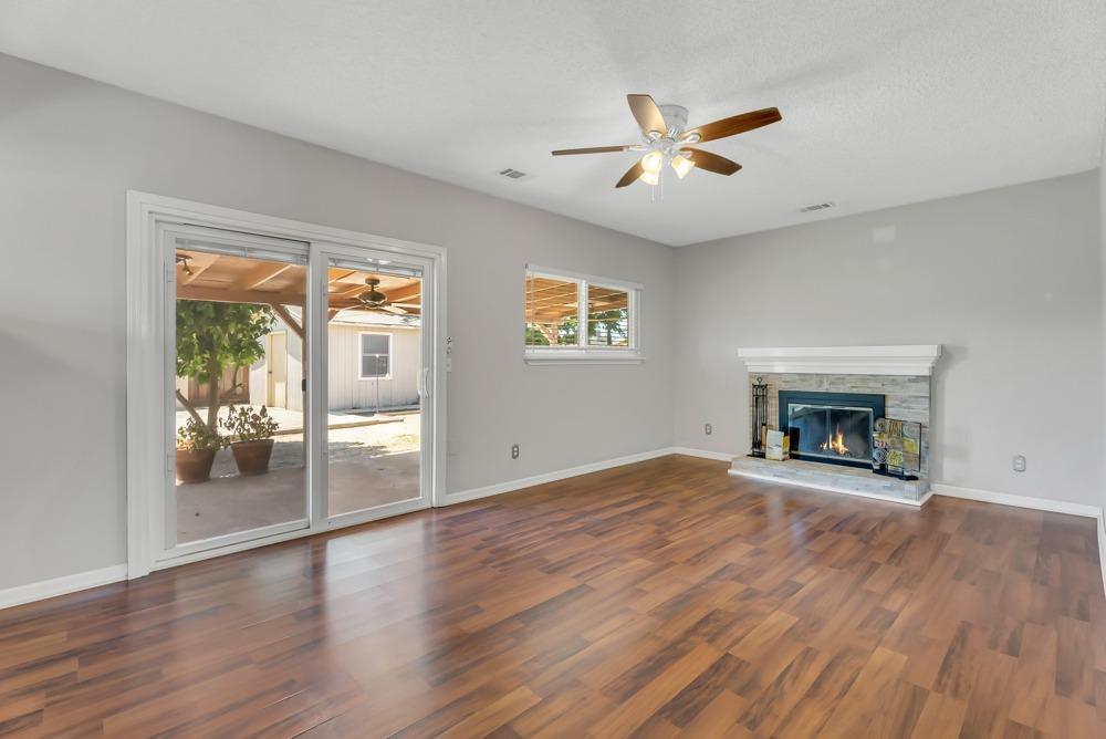 576 Thomsen Road