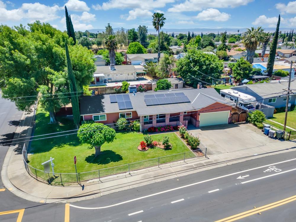 576 Thomsen Road