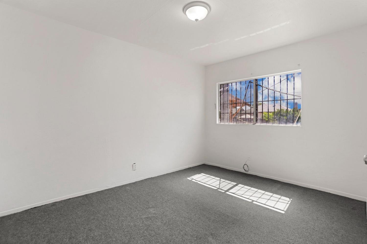 3529 Sierra Madre