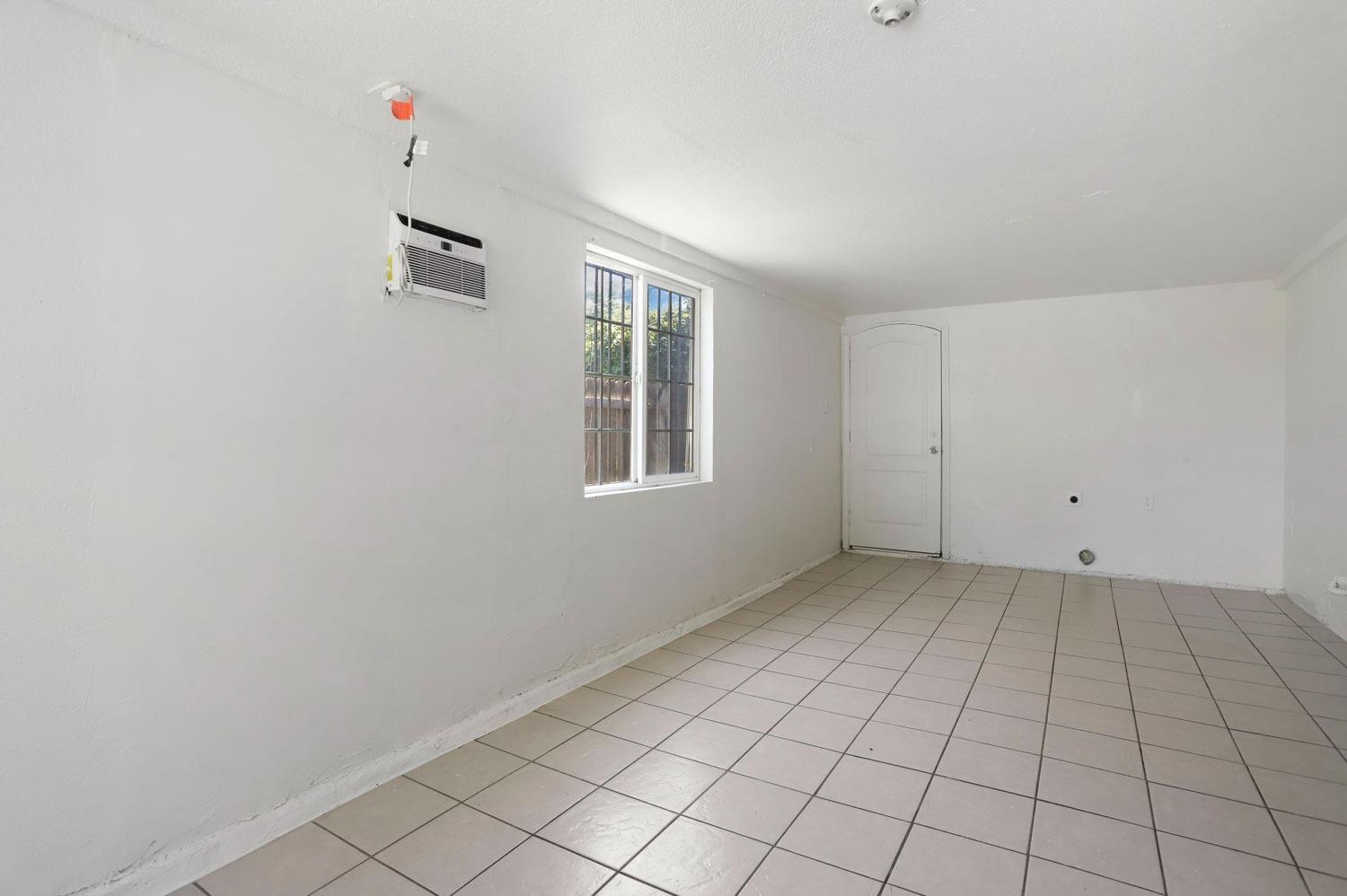 3529 Sierra Madre