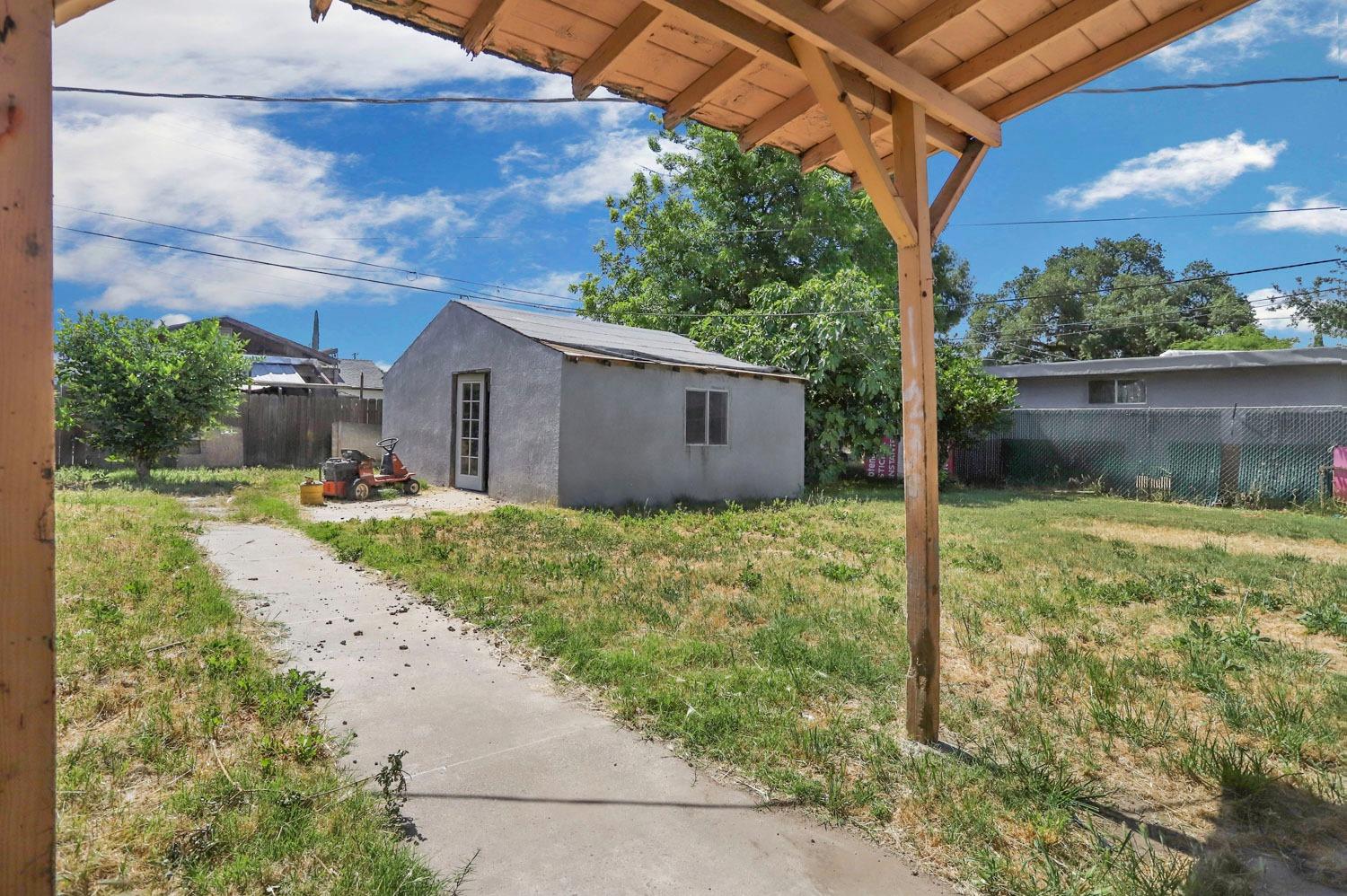 3529 Sierra Madre