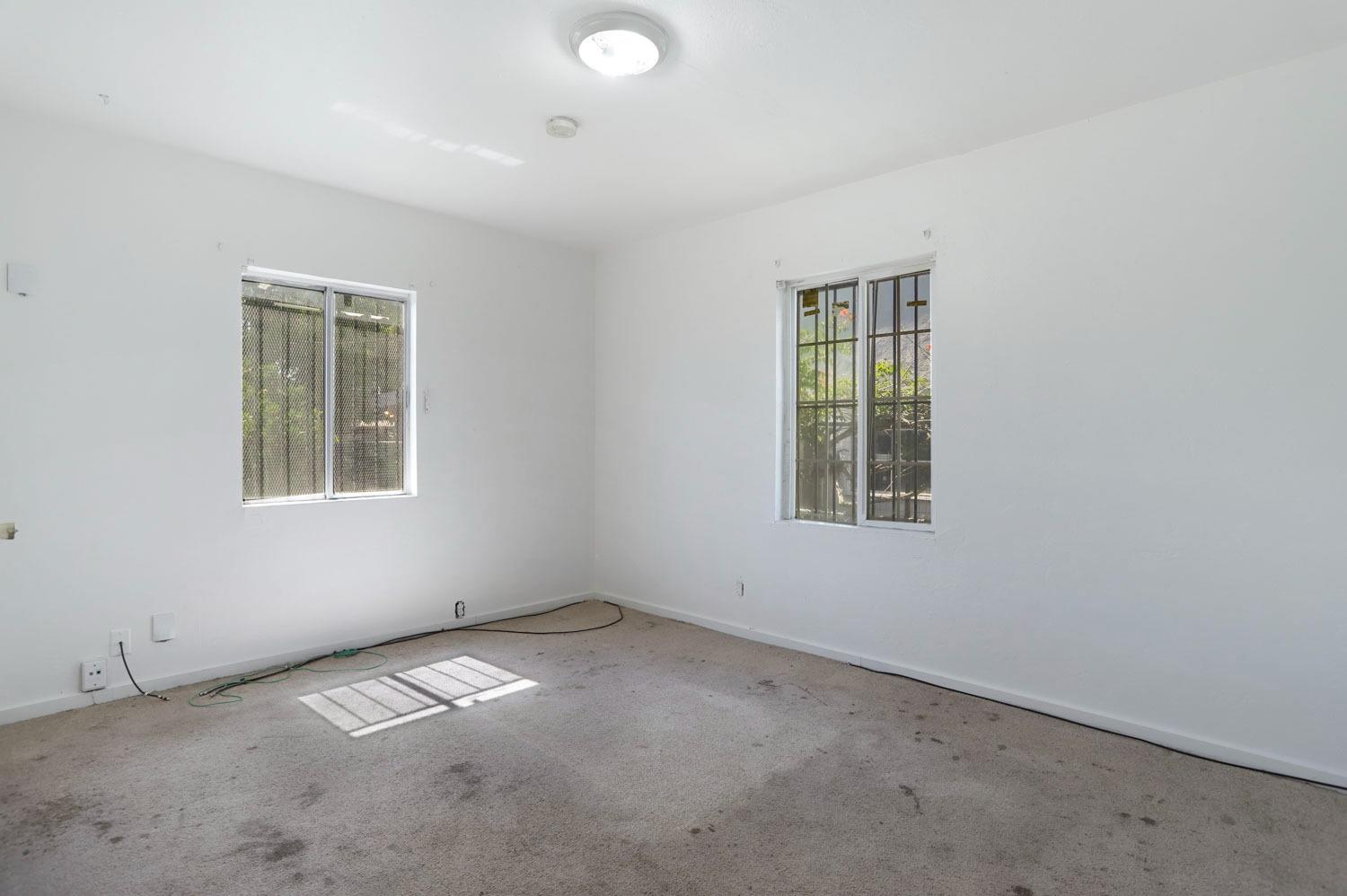 3529 Sierra Madre